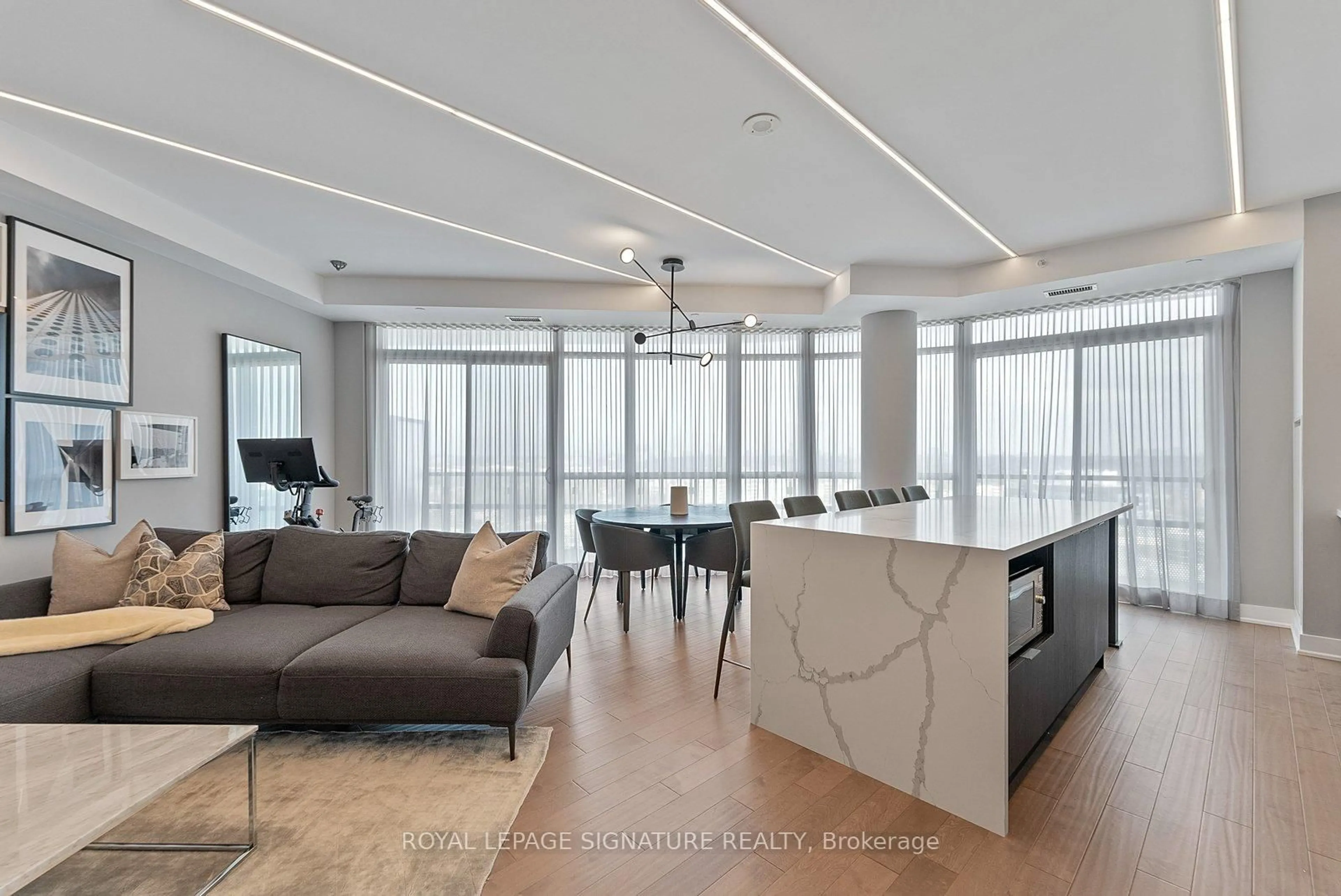 Open concept kitchen, unknown for 99 The Donway #1114, Toronto Ontario M3C 0N8