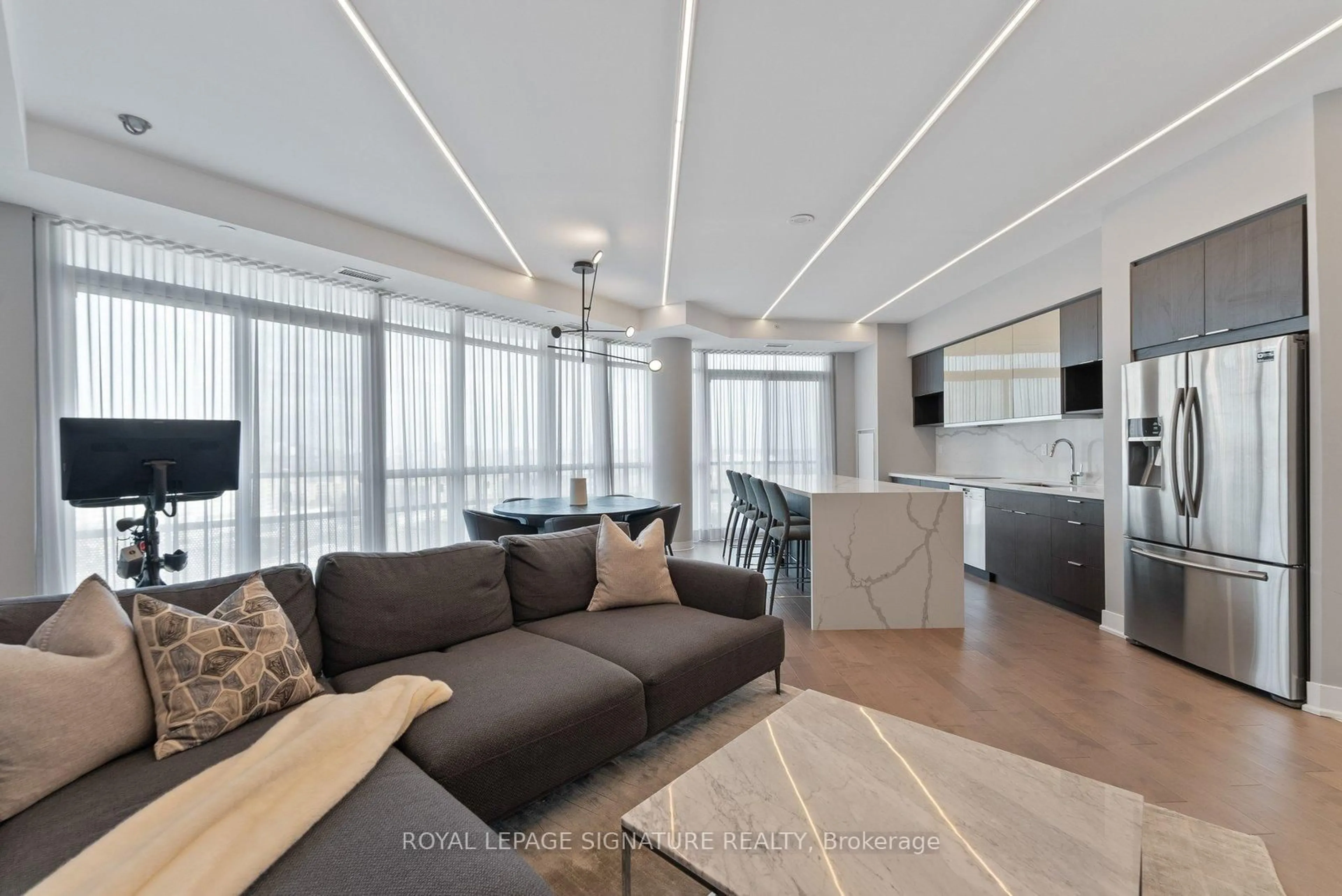 Living room with furniture, unknown for 99 The Donway #1114, Toronto Ontario M3C 0N8