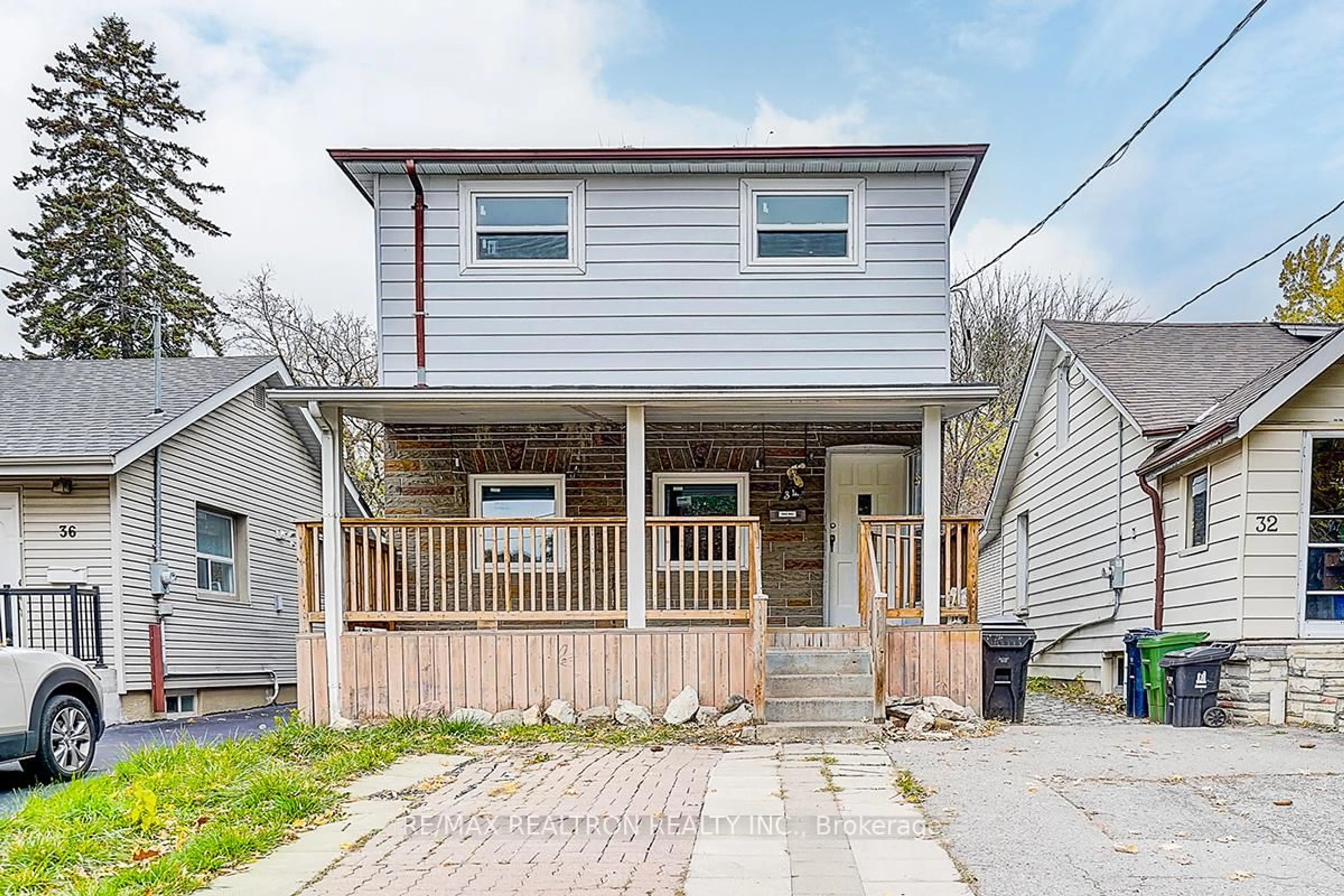 Unknown for 34 Patricia Ave, Toronto Ontario M2M 1H8