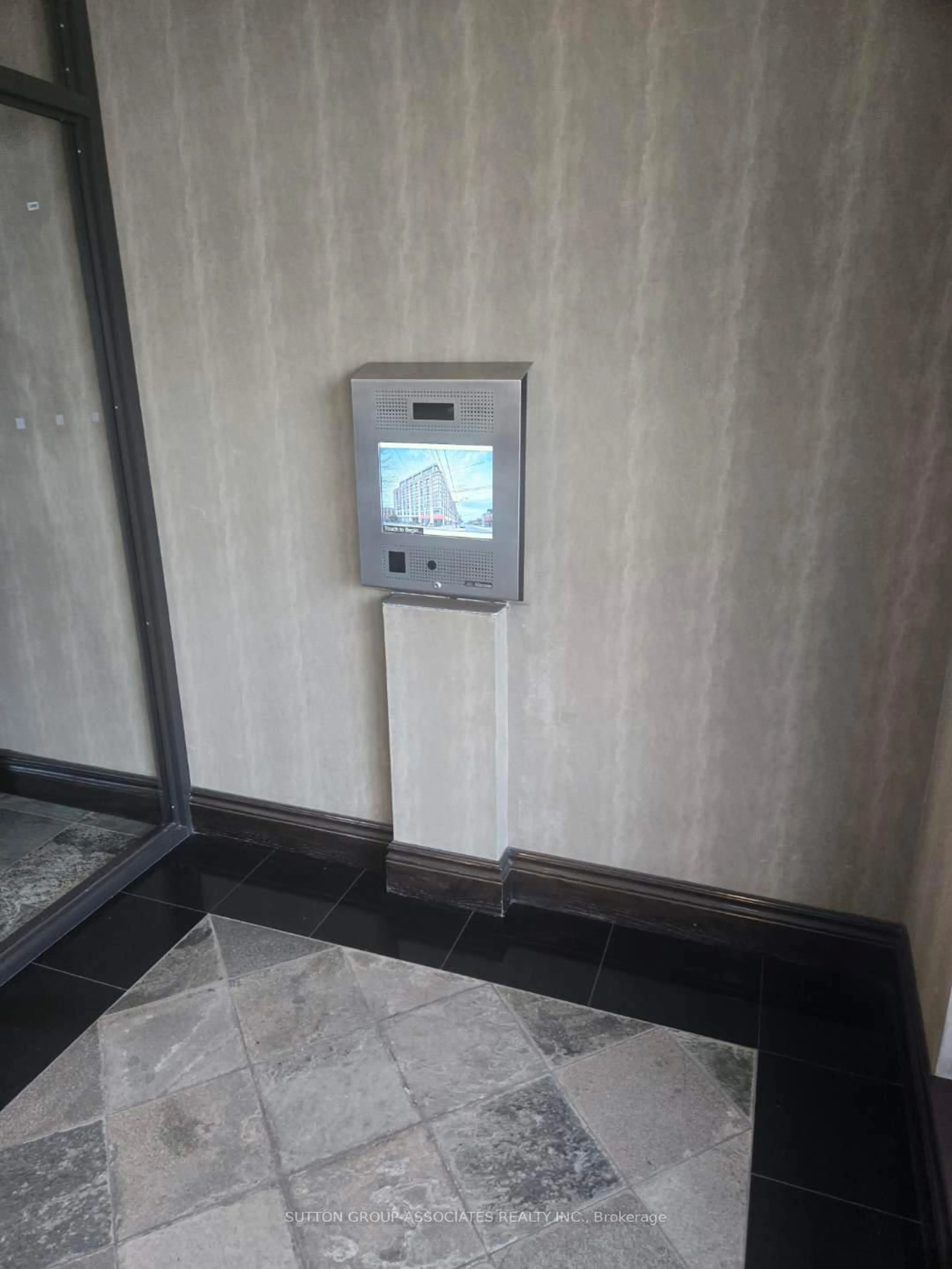 Unknown for 308 Palmerston Ave #519, Toronto Ontario M6J 3X9