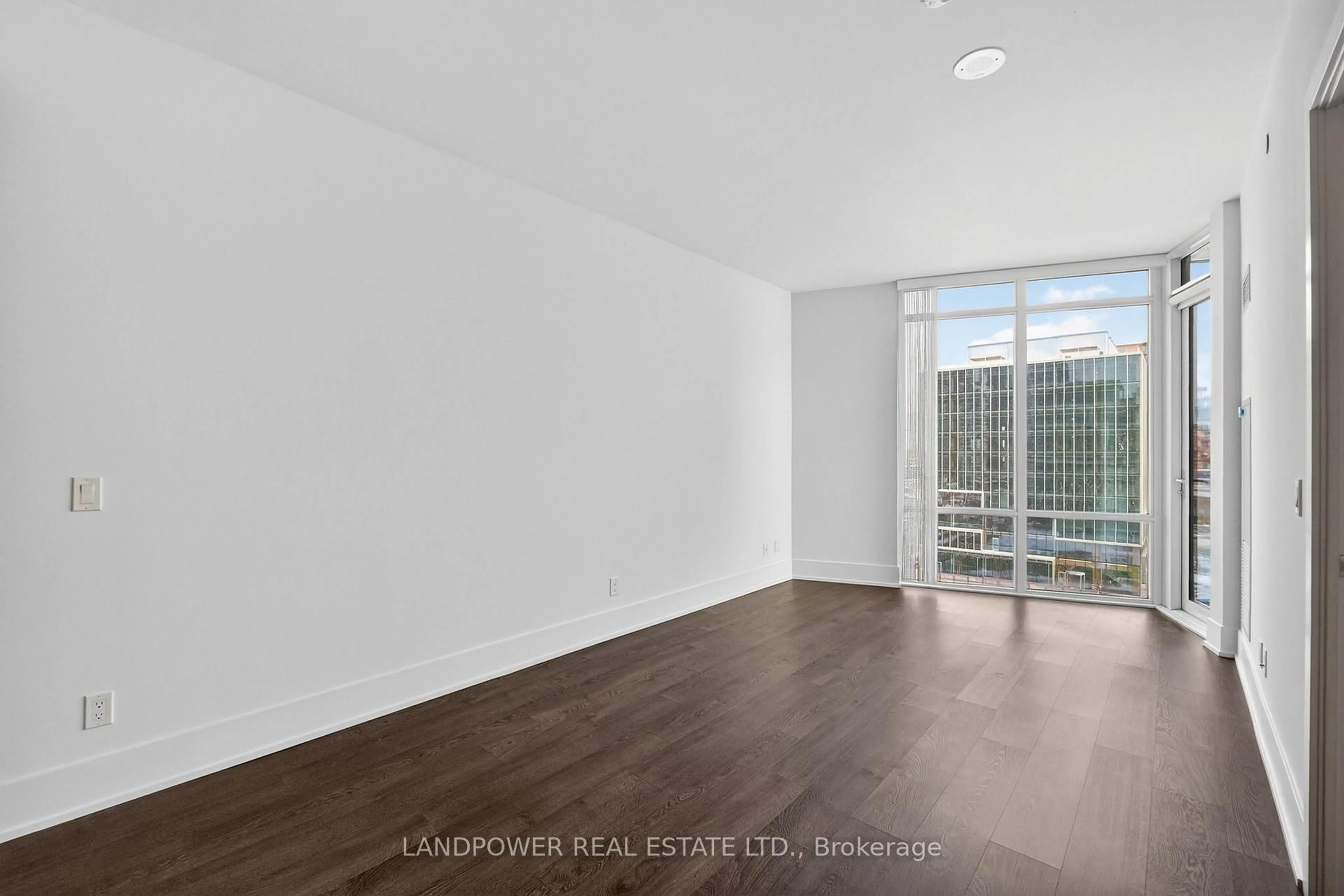 A pic of a room for 15 Merchants' Wharf #806, Toronto Ontario M5A 0N8