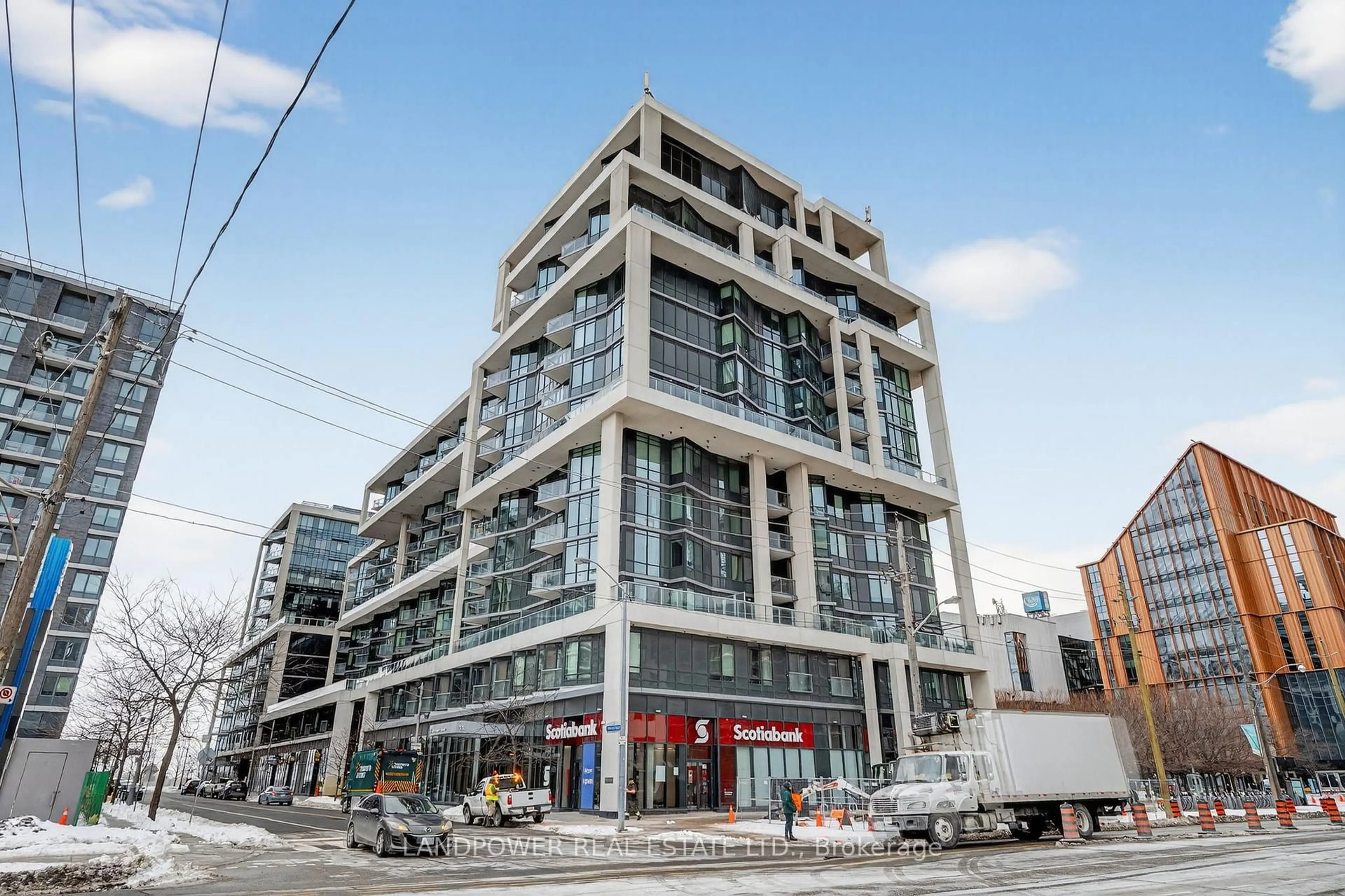 Unknown for 15 Merchants' Wharf #806, Toronto Ontario M5A 0N8