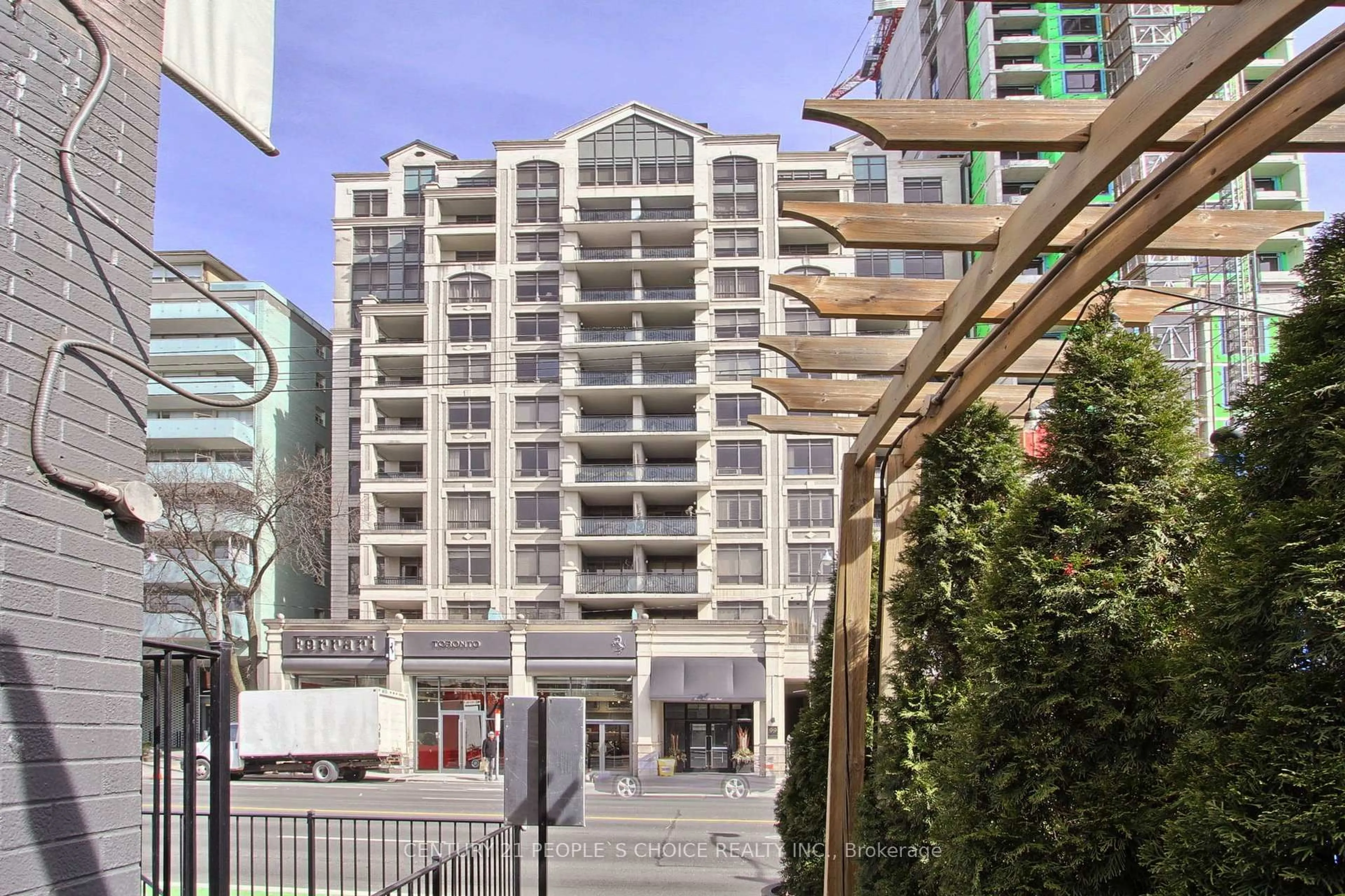 Unknown for 99 Avenue Rd #706, Toronto Ontario M5R 2G5