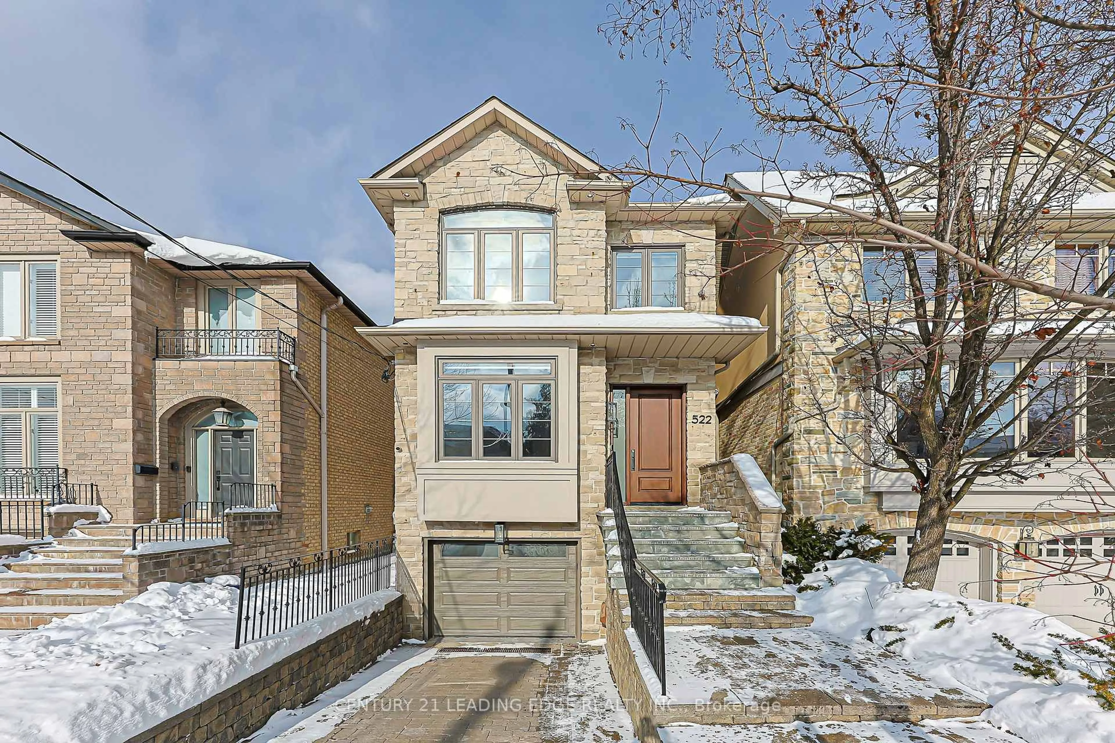 Home with brick exterior material, street for 522 Woburn Ave, Toronto Ontario M5M 1L9