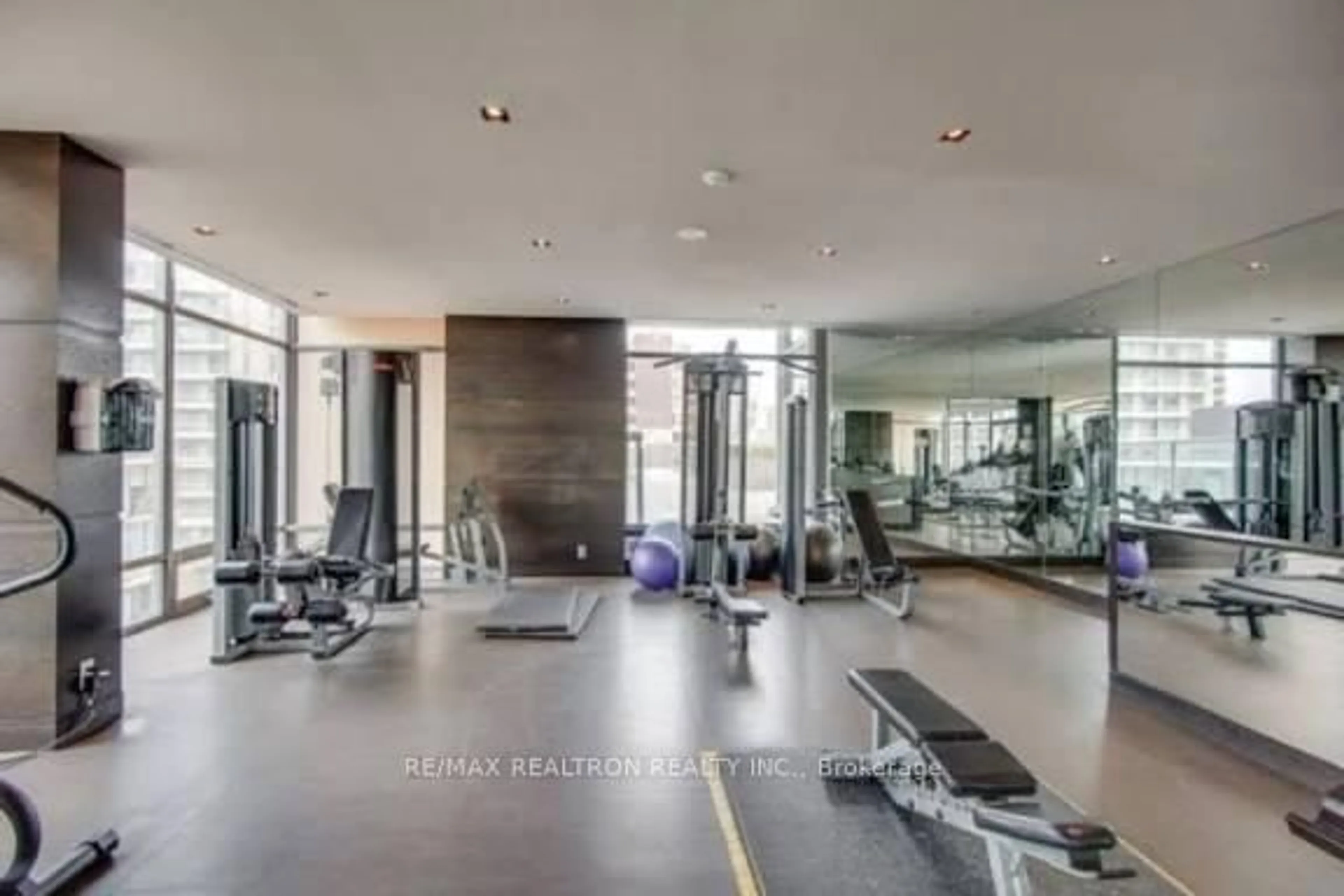 Gym or fitness room for 18 Yorkville Ave #1008, Toronto Ontario M4W 3Y8
