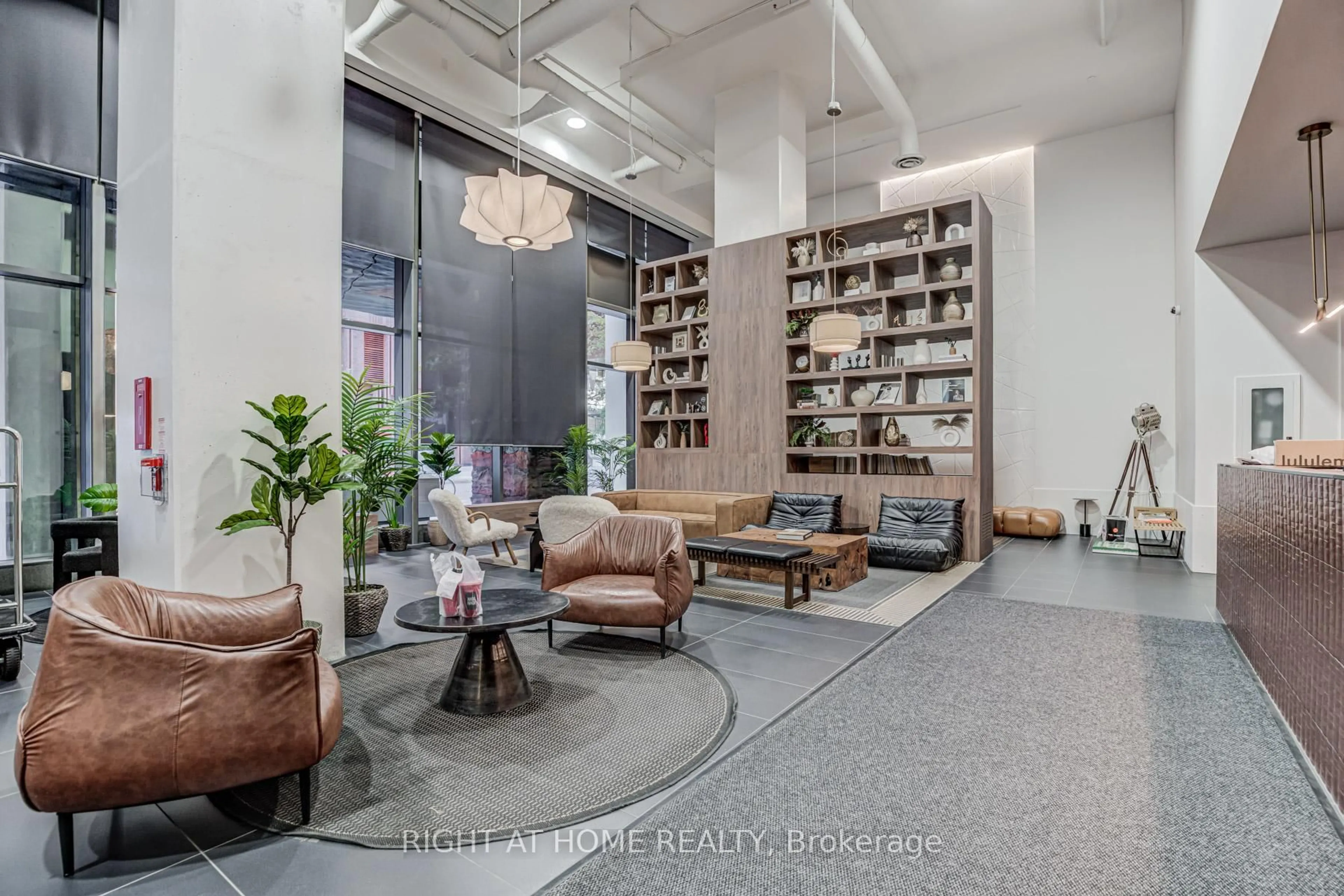 Lobby for 21 Widmer St #2708, Toronto Ontario M5V 2E8
