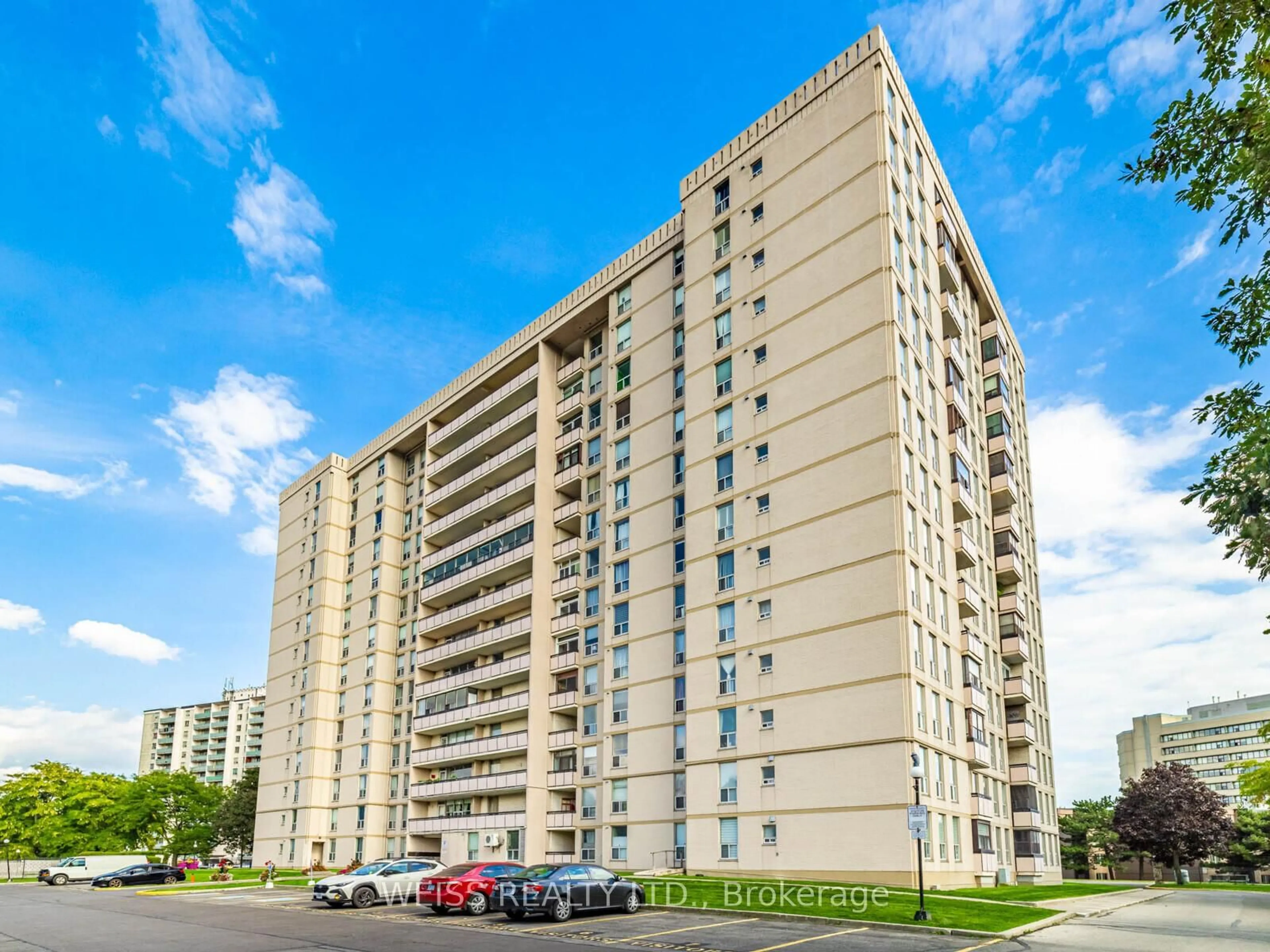 Unknown for 130 Neptune Dr #301, Toronto Ontario M6A 1X5