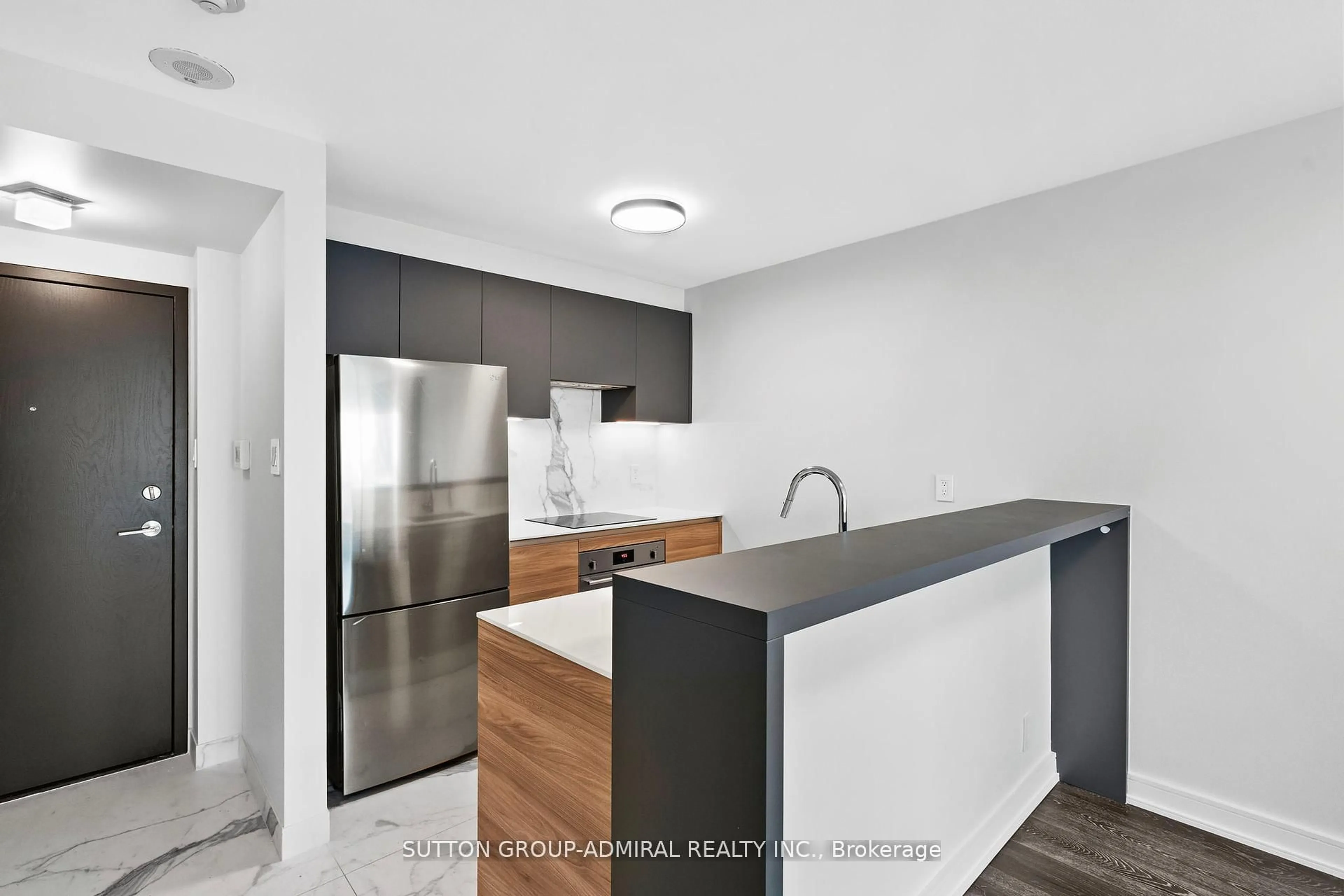 Standard kitchen, unknown for 10 Yonge St #1910, Toronto Ontario M5E 1R4