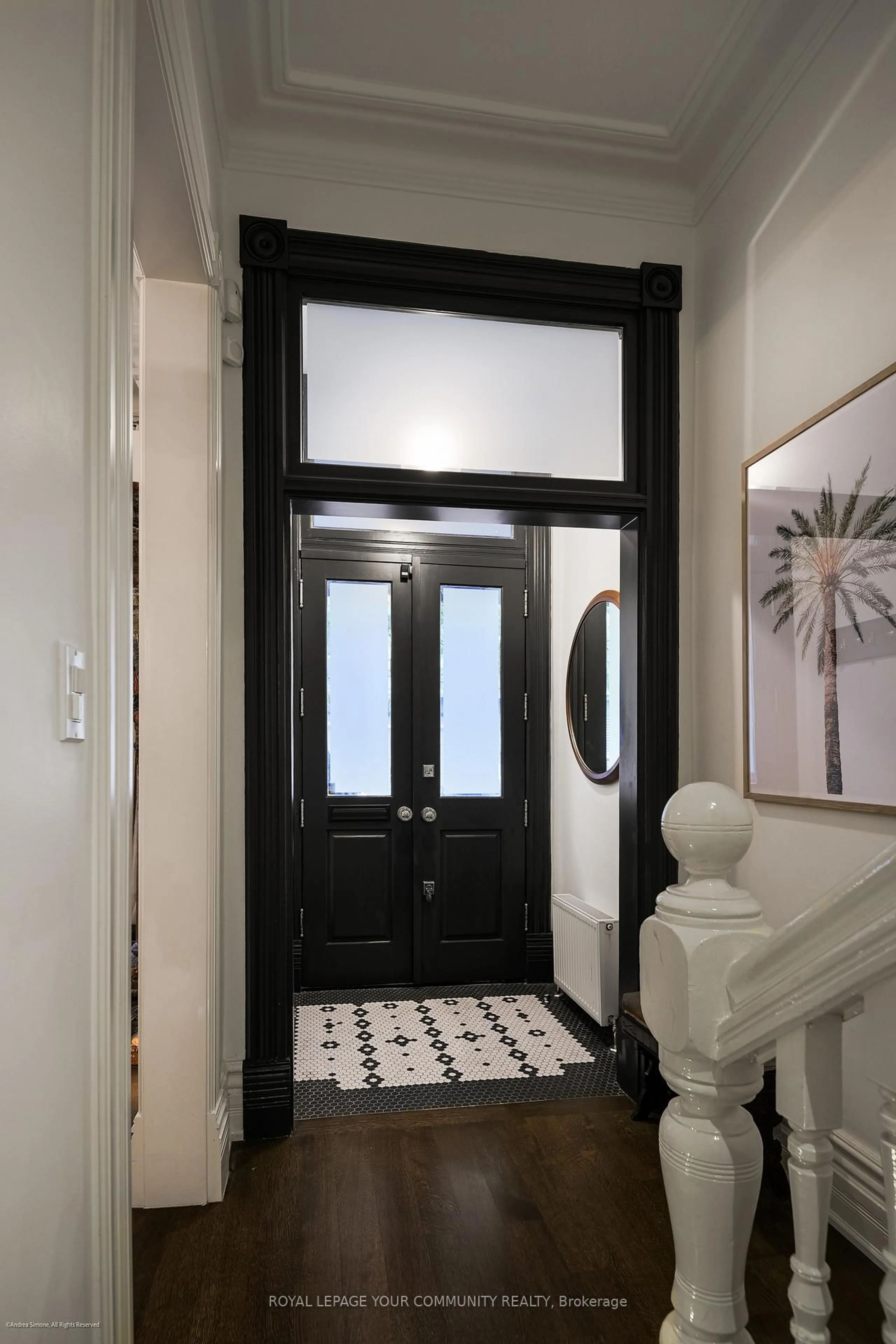 Indoor entryway for 50 Stewart St, Toronto Ontario M5V 1H6