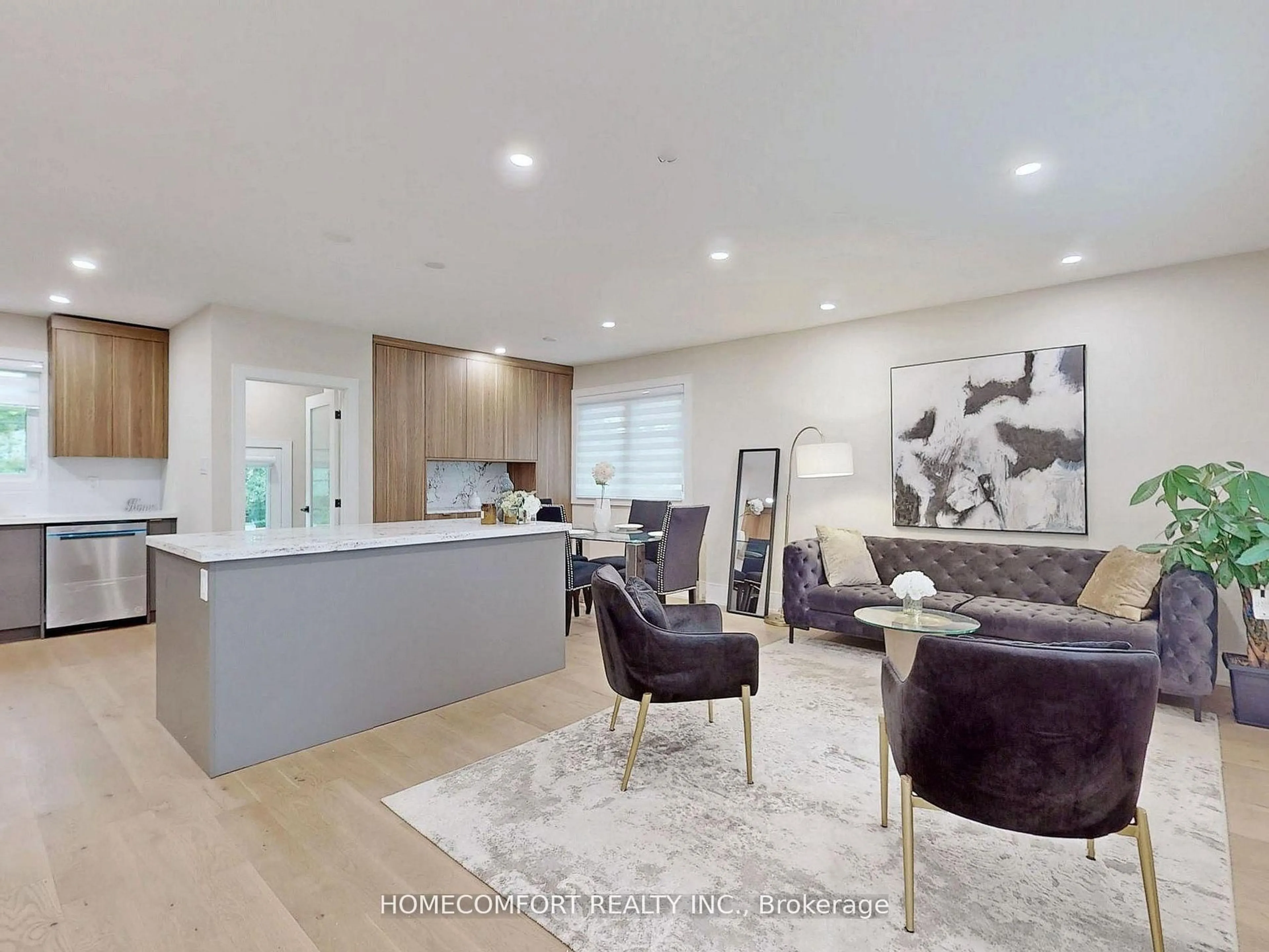 Unknown for 270 Brighton Ave, Toronto Ontario M3H 4E9