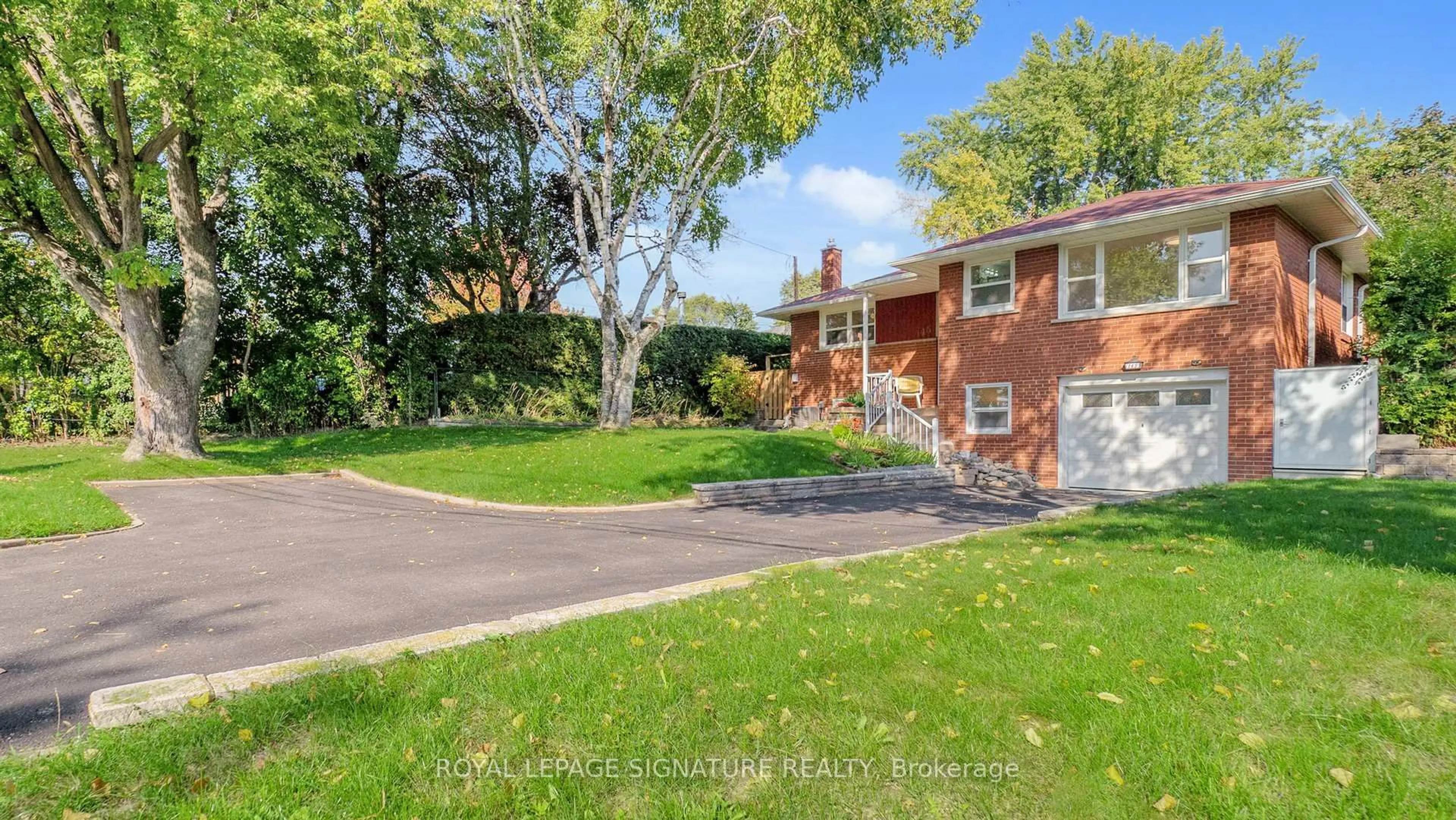 A pic from outside/outdoor area/front of a property/back of a property/a pic from drone, street for 145 Sloane Ave, Toronto Ontario M4A 2B8