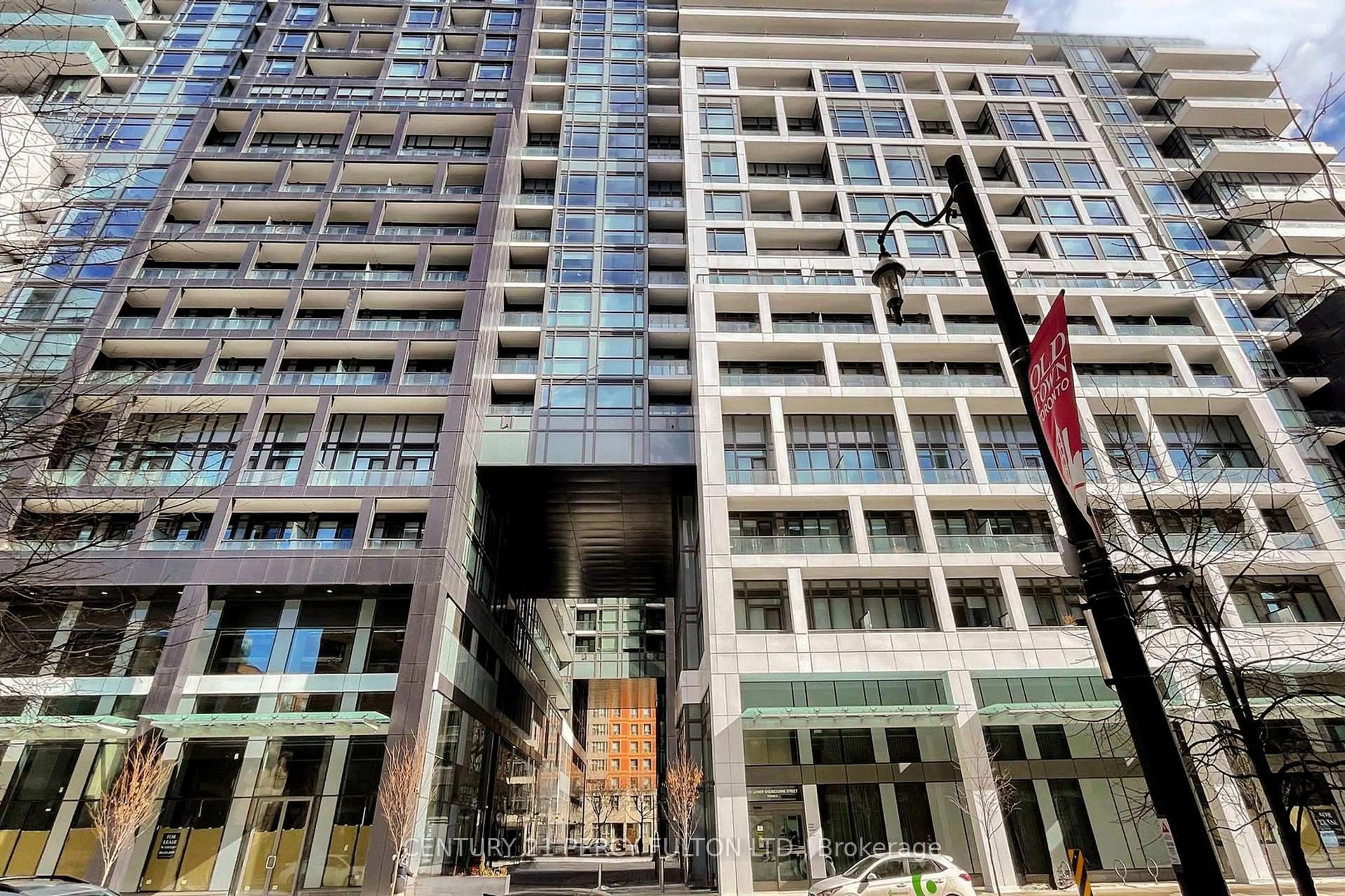 Indoor foyer for 121 Lower Sherbourne St #1555, Toronto Ontario M5A 0W8