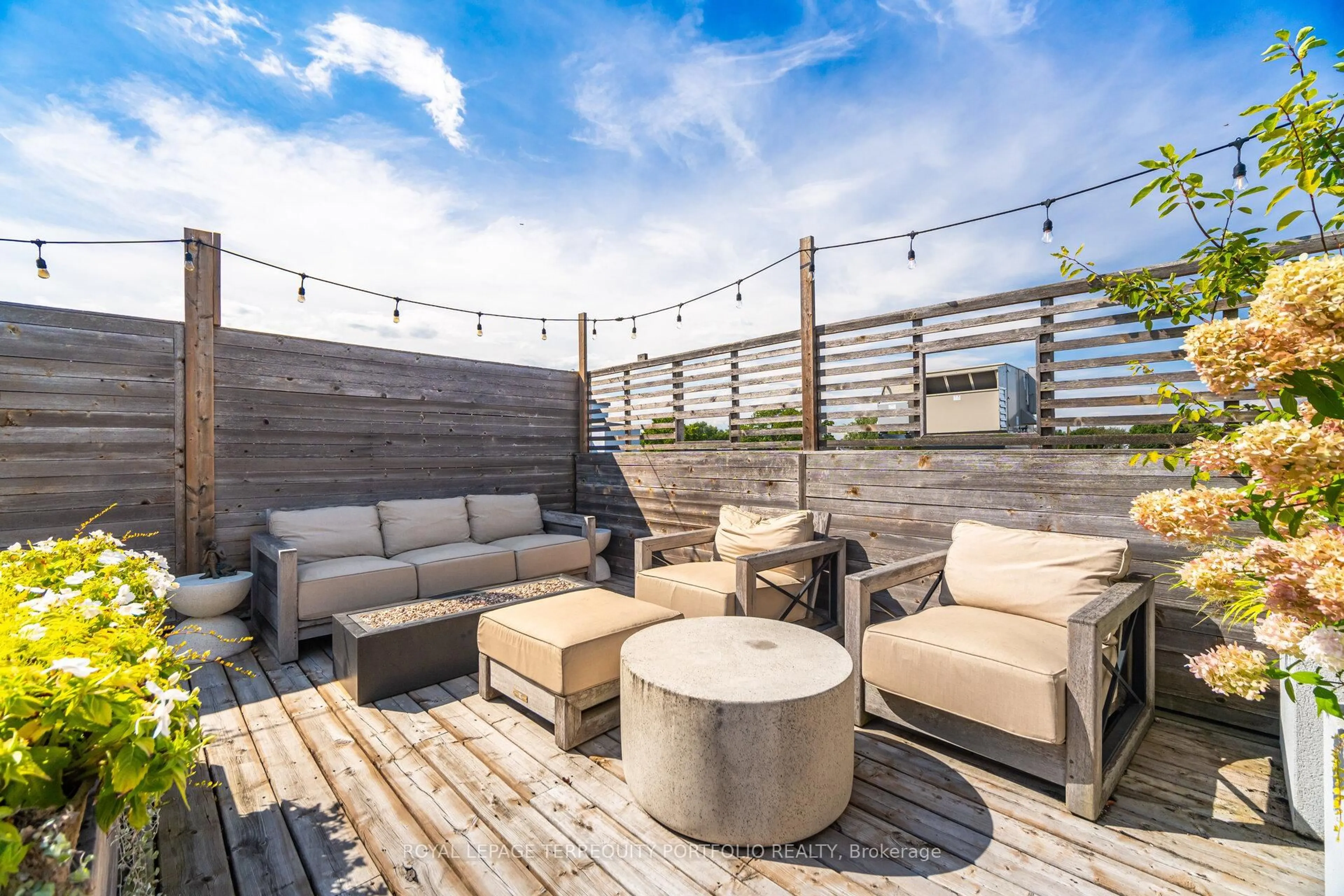 Patio, water/lake/river/ocean view for 62 Claremont St #3, Toronto Ontario M6J 2M5