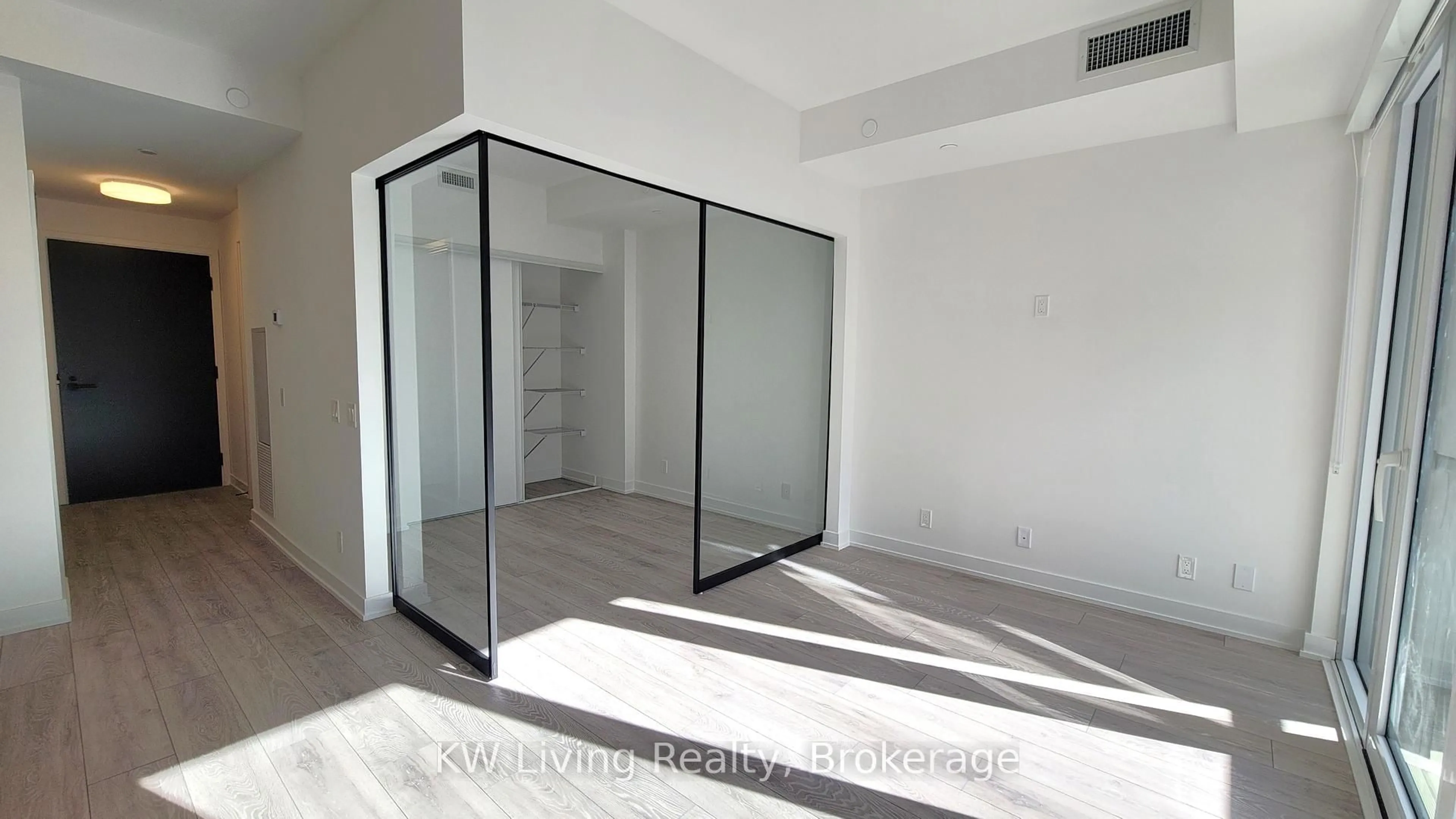 A pic of a room for 108 Peter St #1211, Toronto Ontario M5V 0W2