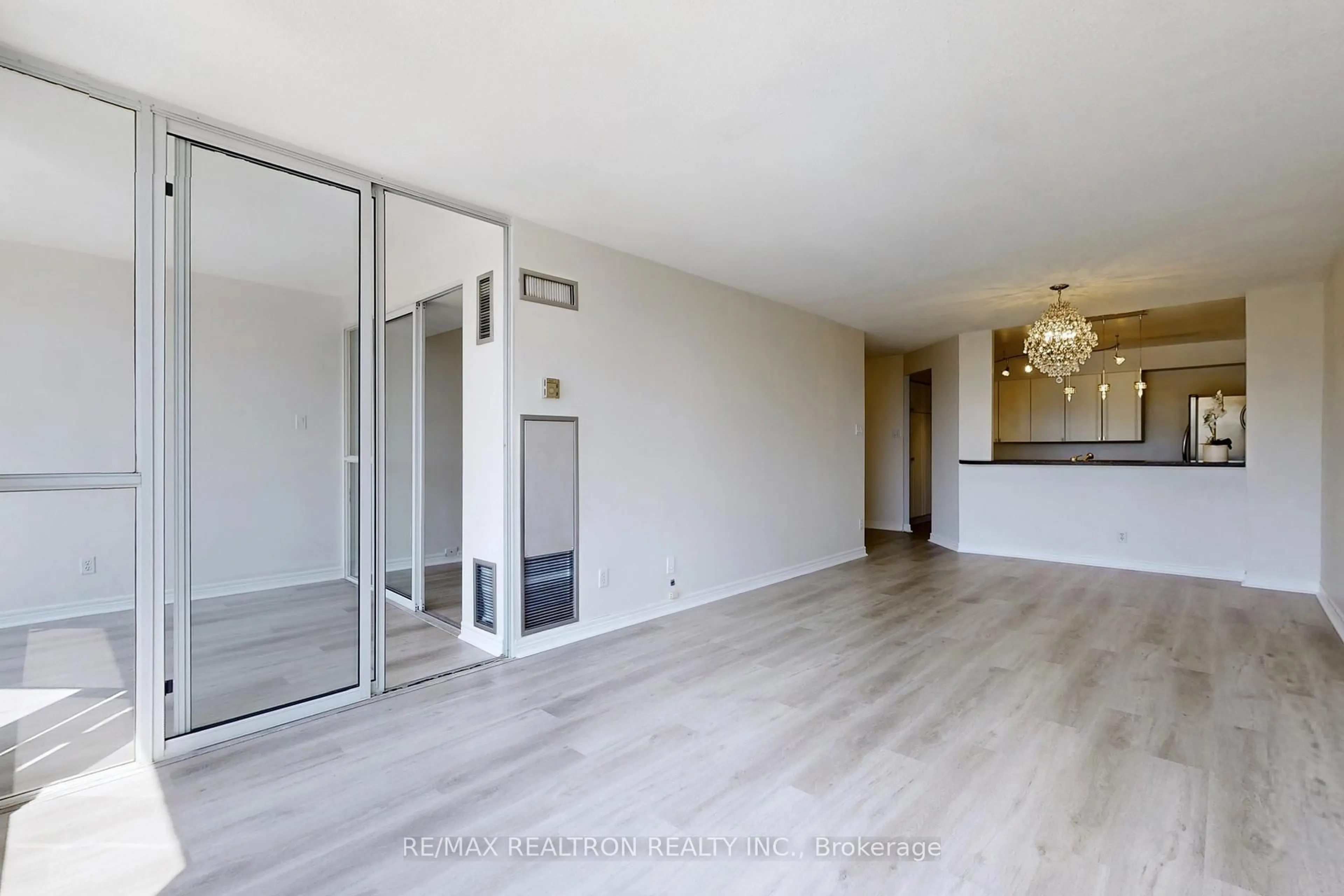 A pic of a room for 1131 Steeles Ave #407, Toronto Ontario M2R 3W8