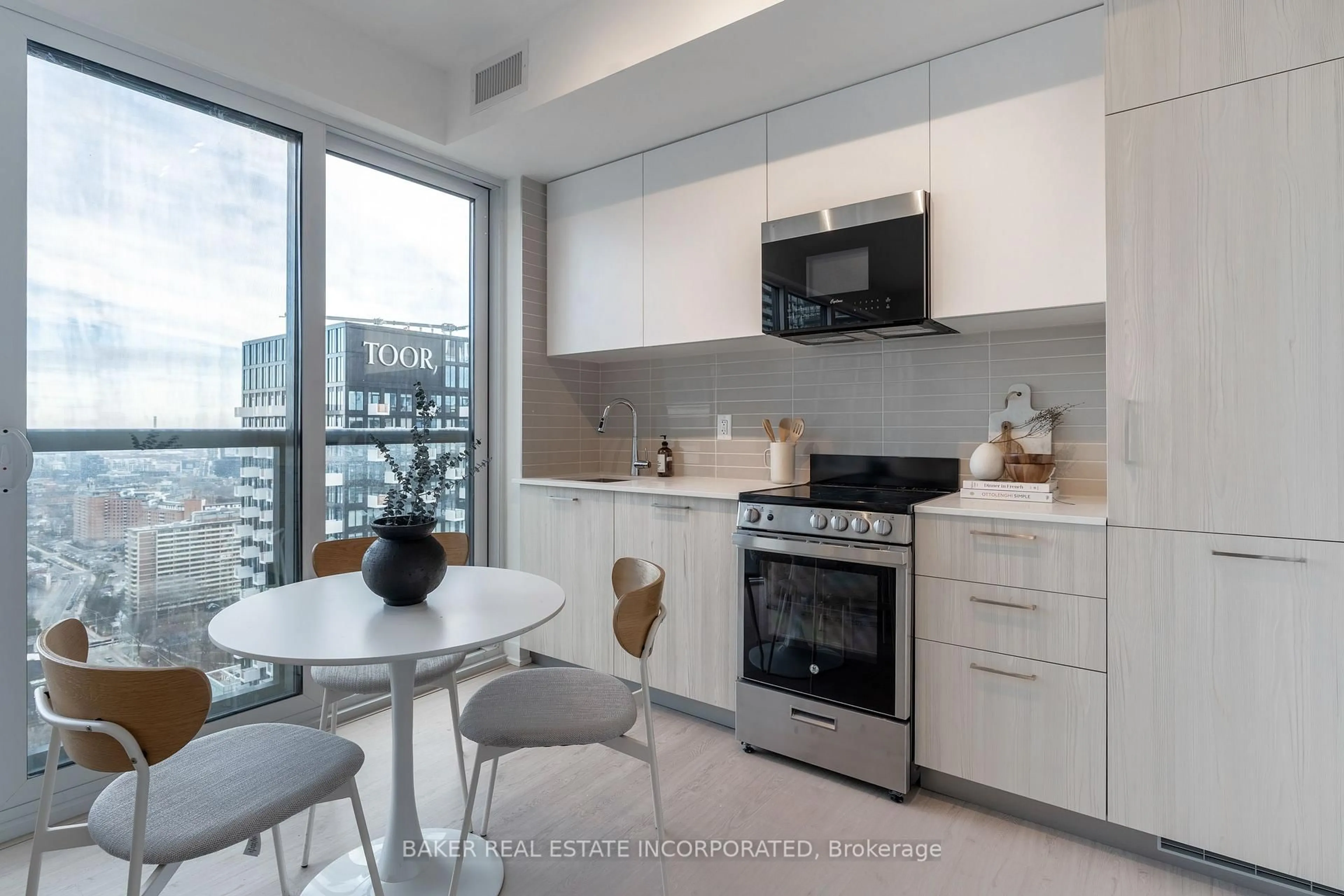 Unknown for 65 Mutual St #3209, Toronto Ontario M5B 0E5