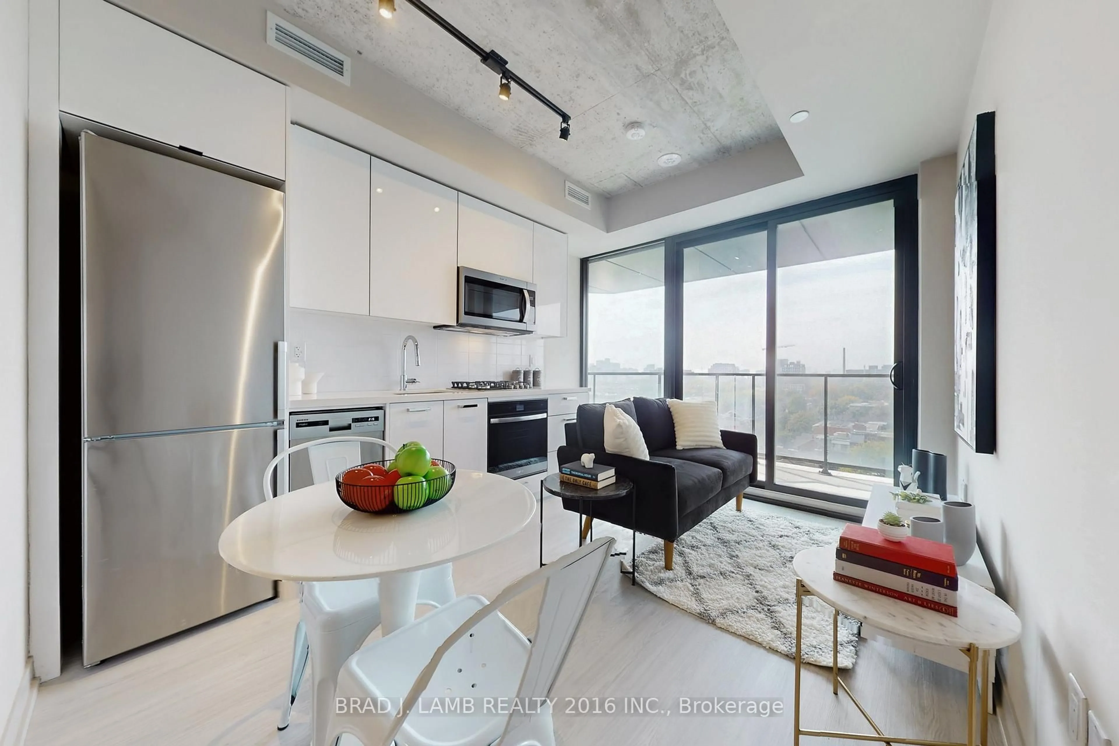 Open concept kitchen, unknown for 195 McCaul St #913, Toronto Ontario M5T 0E5