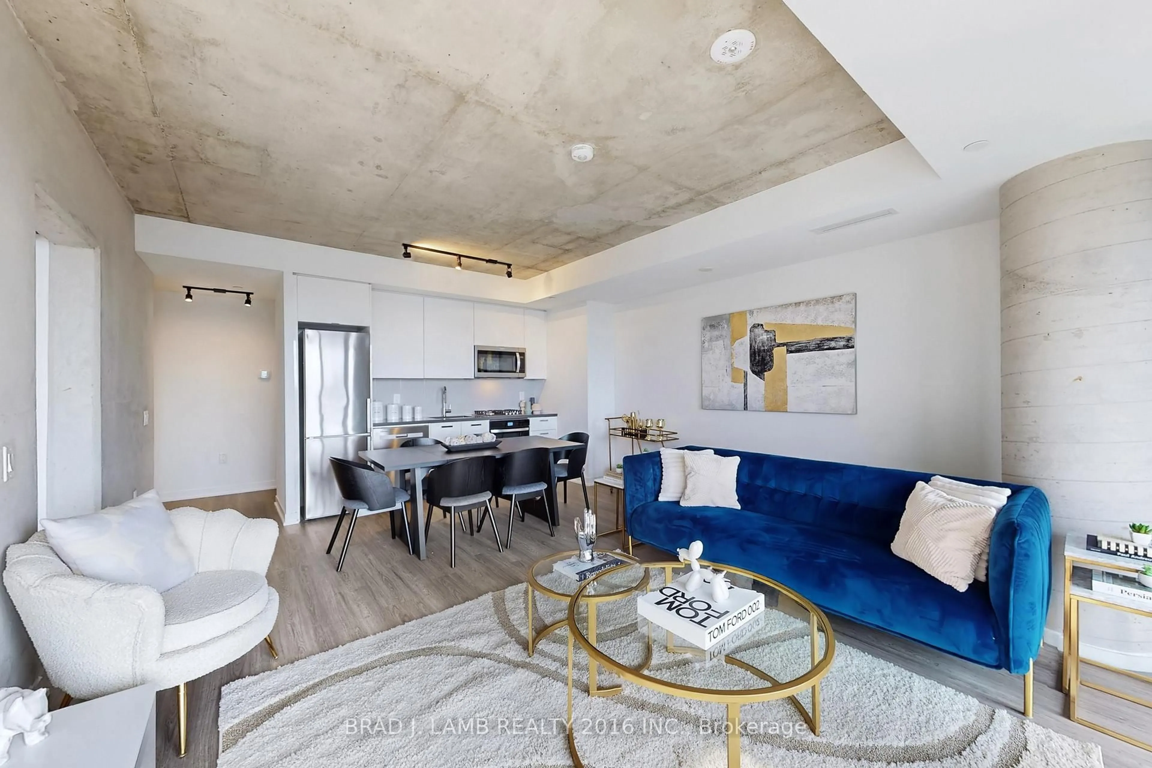 Living room with furniture, unknown for 195 McCaul St #1011, Toronto Ontario M5T 0E5