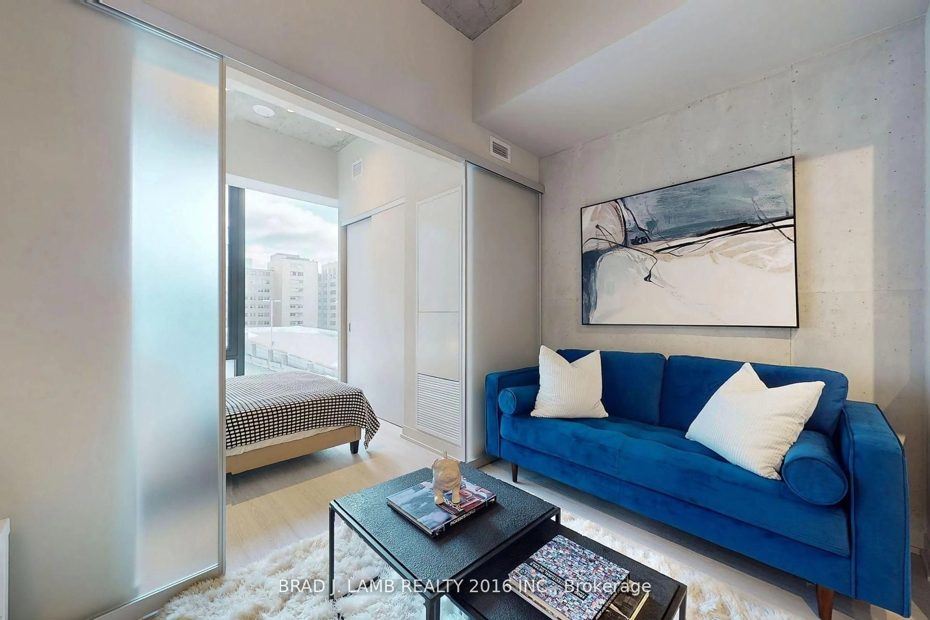 Living room with furniture, unknown for 195 McCaul St #315, Toronto Ontario M5T 0E5