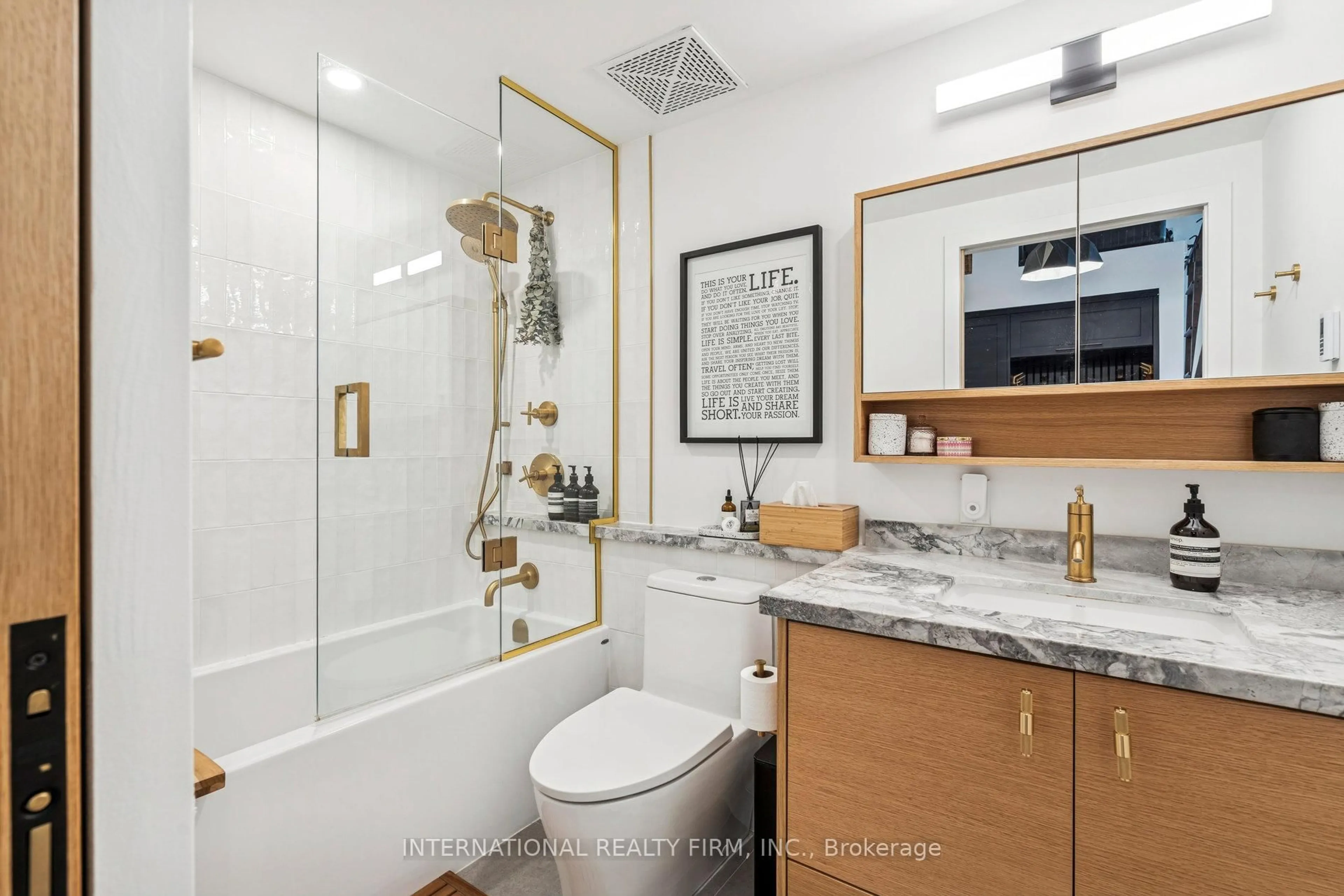 Contemporary bathroom, ceramic/tile floor for 637 Lake Shore Blvd #303, Toronto Ontario M5V 3J6