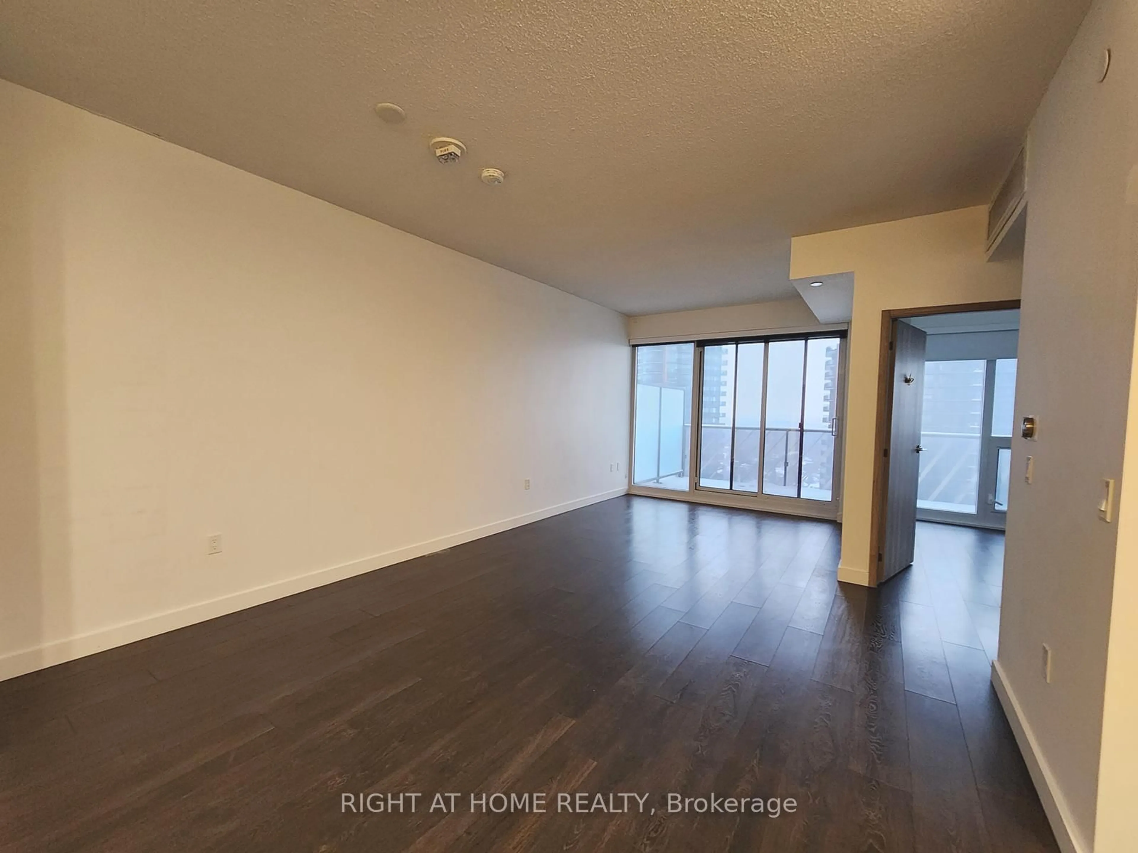 A pic of a room for 95 McMahon Dr #2808, Toronto Ontario M2K 0H1