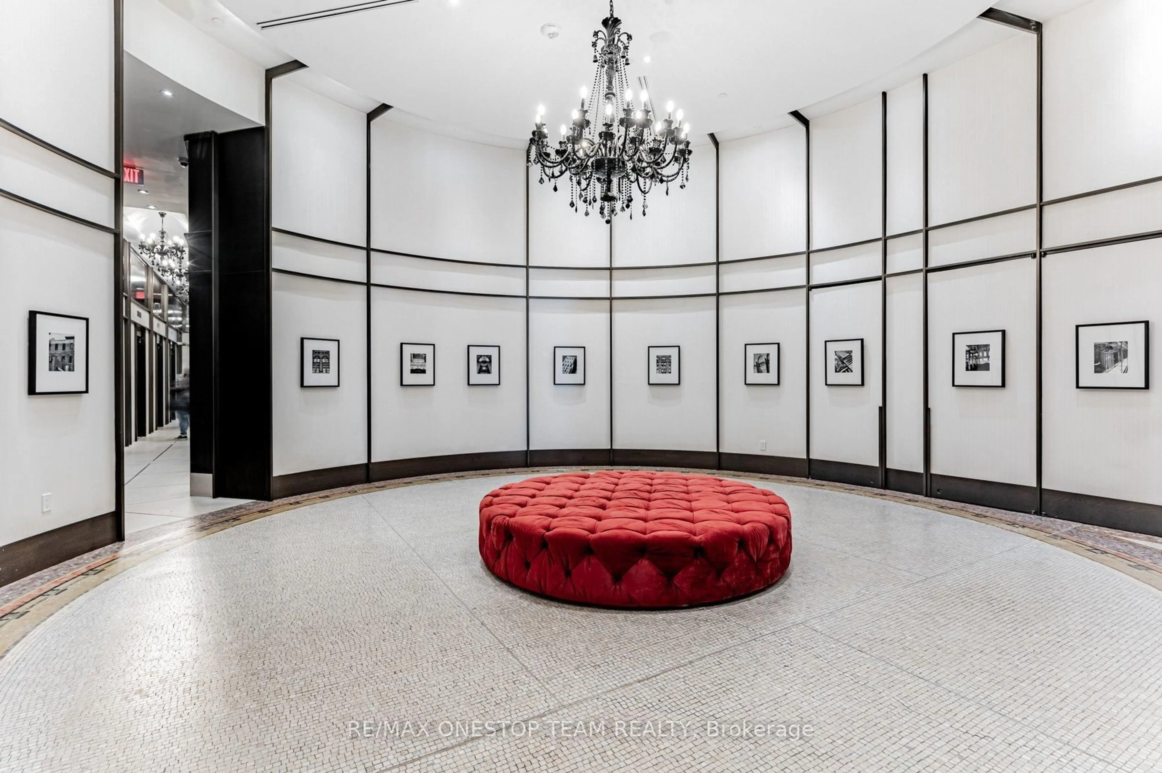 Lobby for 197 Yonge St #1114, Toronto Ontario M5B 1M4