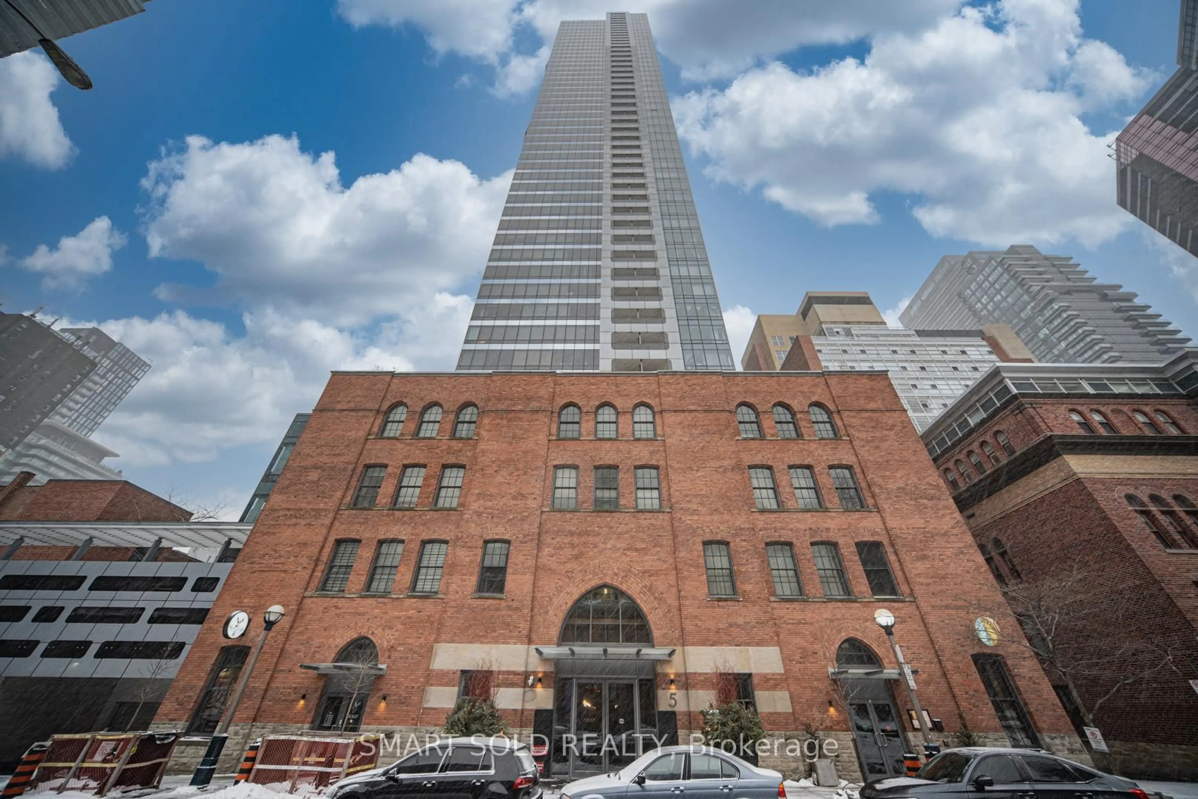 Indoor foyer for 5 St Joseph St #3203, Toronto Ontario M4Y 1J6