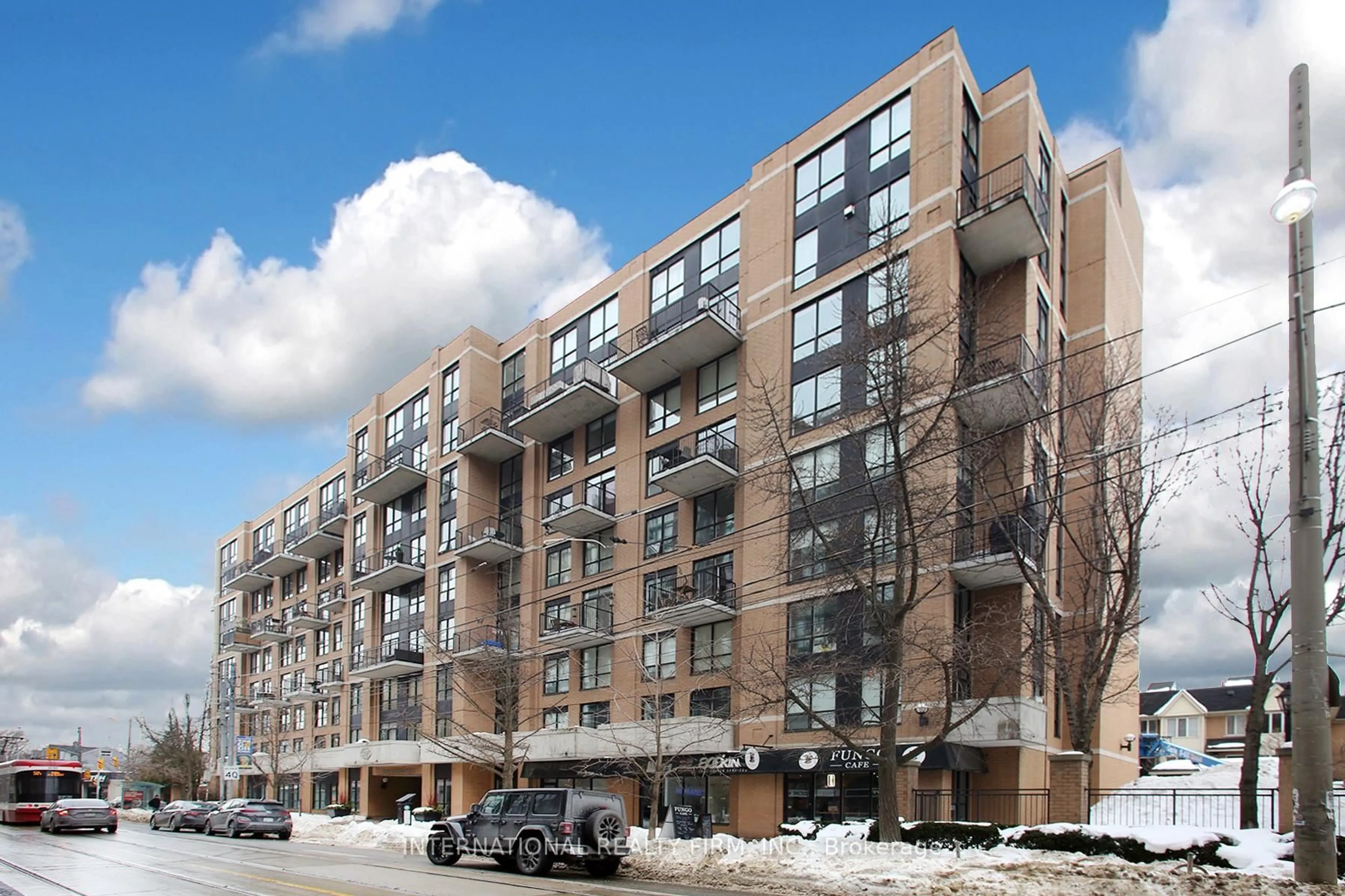 Unknown for 800 King St #408, Toronto Ontario M5V 3M7