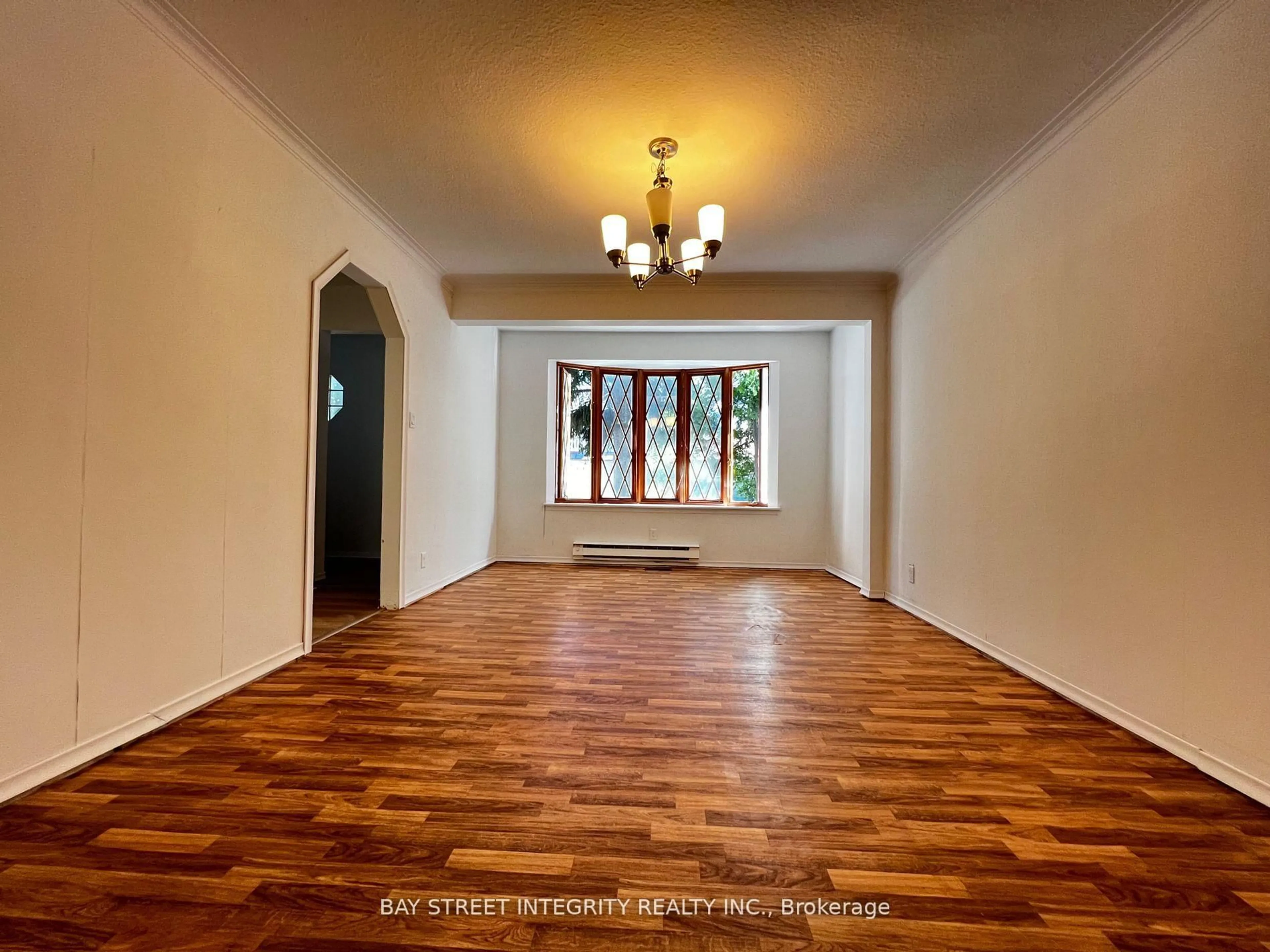 Unknown for 204 Greenfield Ave, Toronto Ontario M2N 3E3