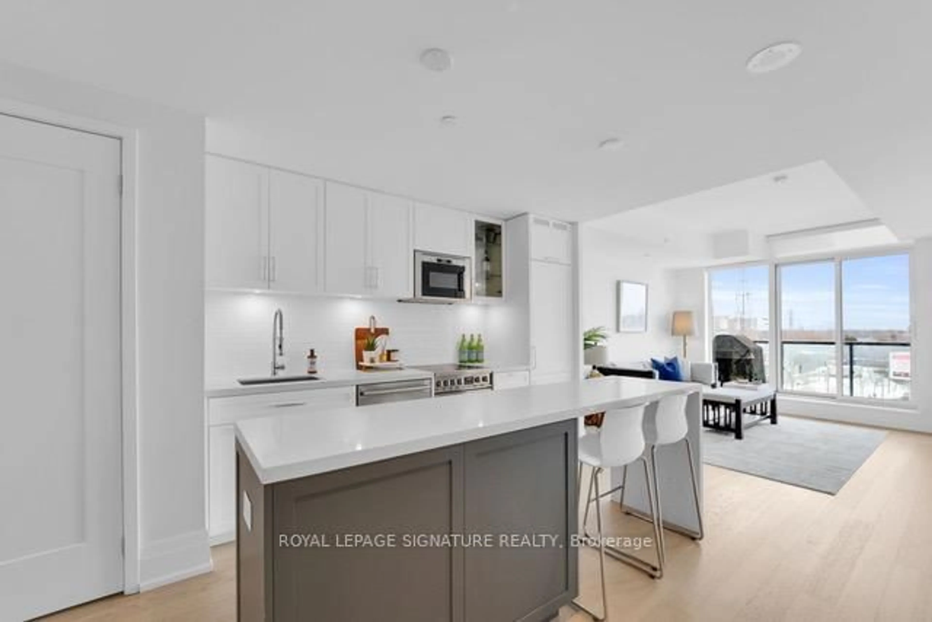 Open concept kitchen, unknown for 25 Malcolm Rd #408, Toronto Ontario M4G 0C1