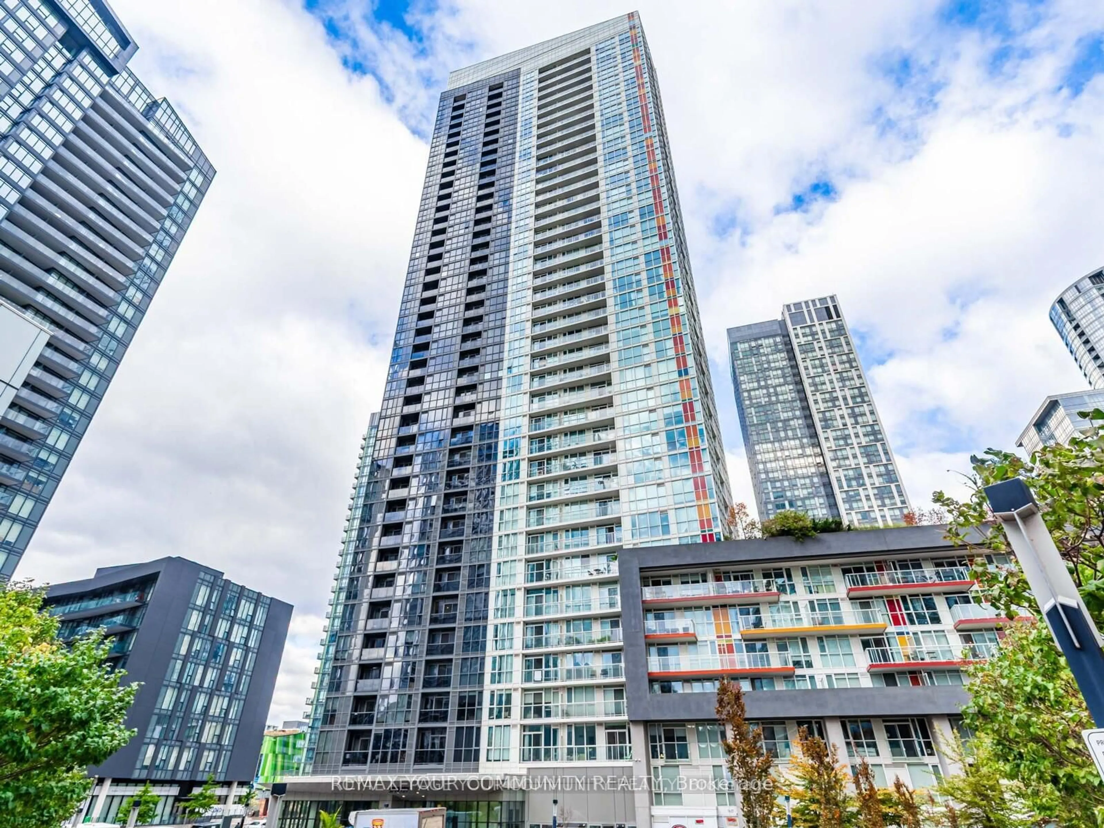 Unknown for 85 Queens Wharf Rd #3002, Toronto Ontario M5V 0J9