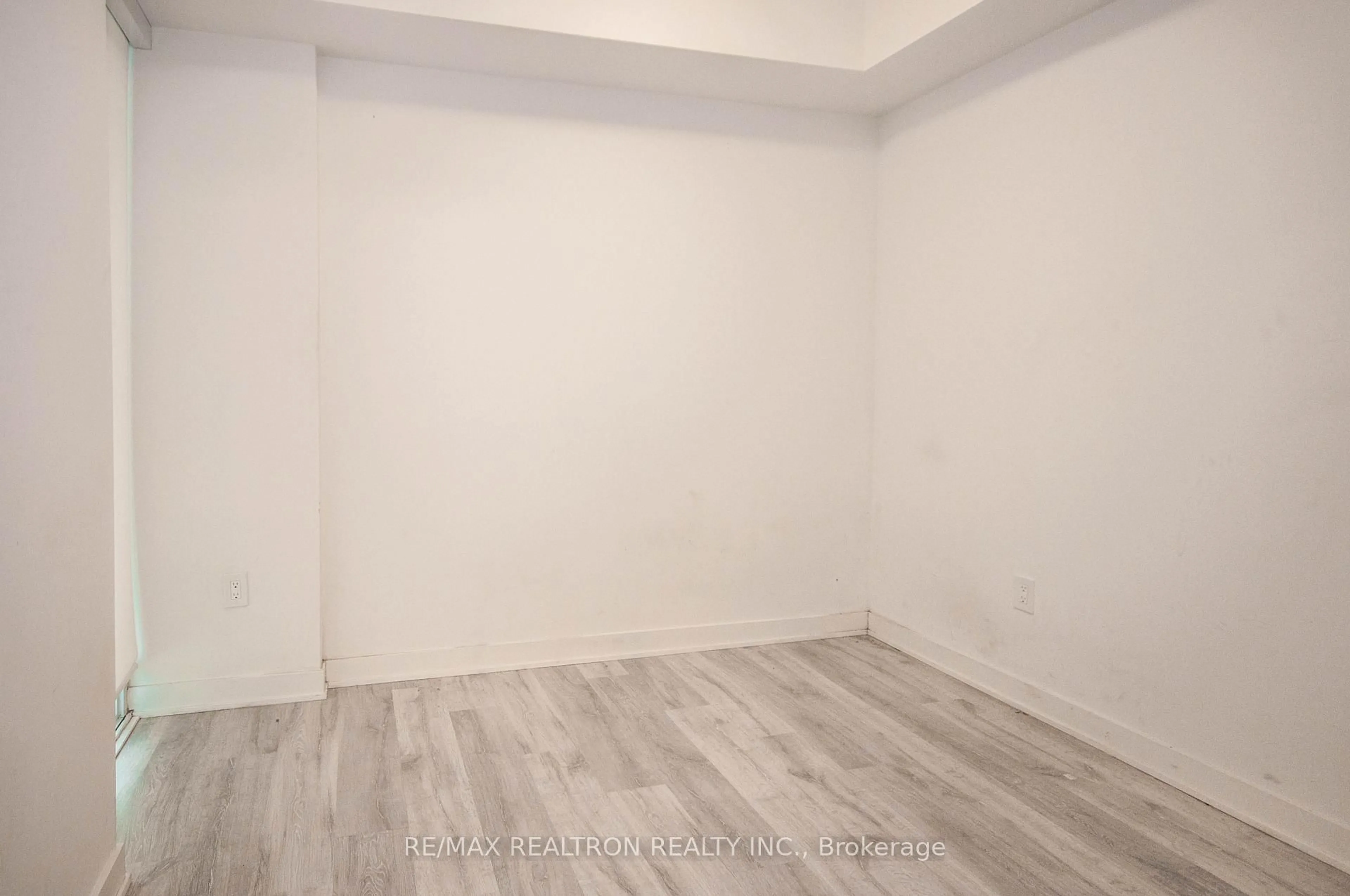 A pic of a room for 135 Lower Sherbourne St #639W, Toronto Ontario M5A 1Y4