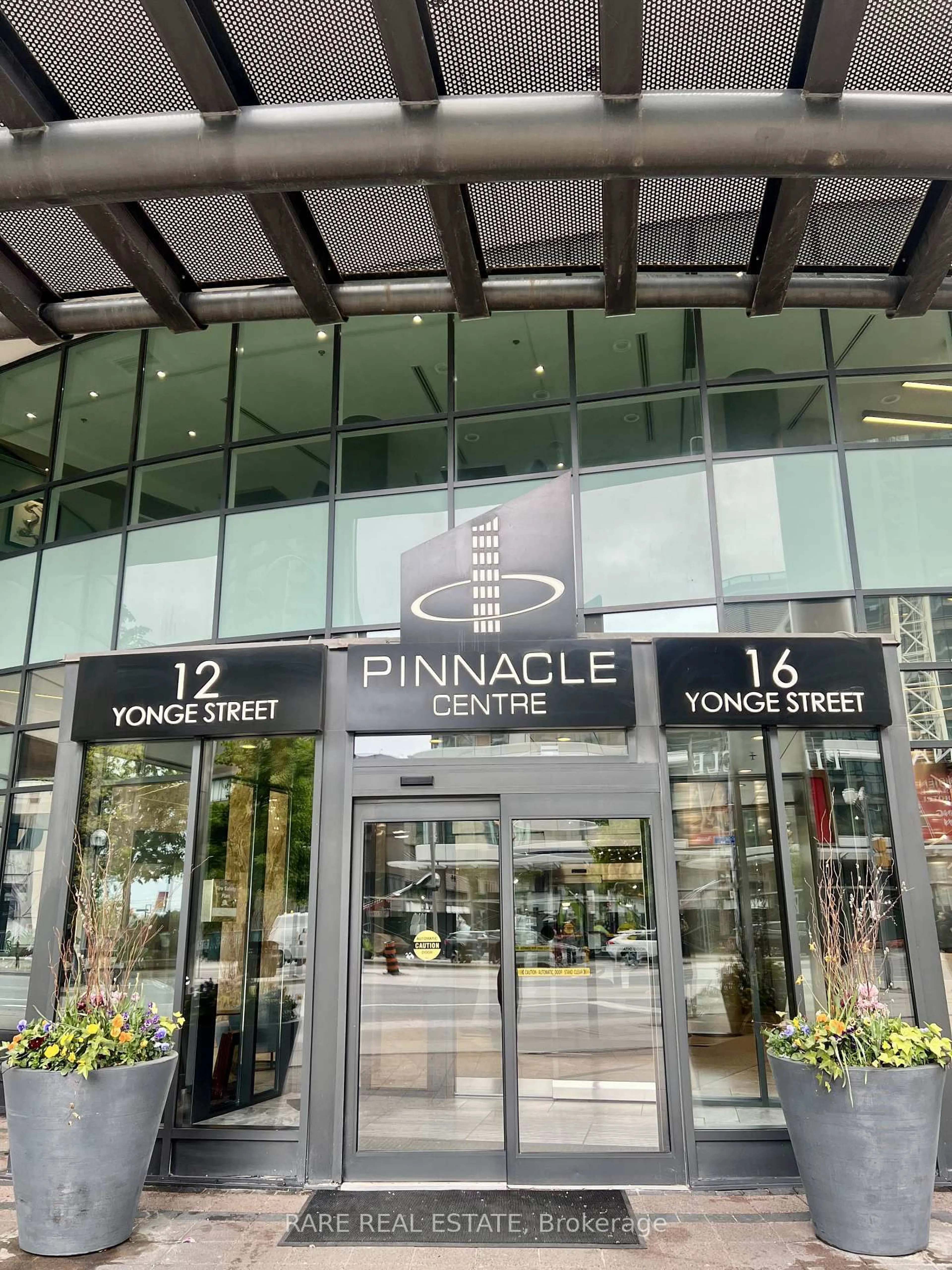 Unknown for 12 Yonge St #501, Toronto Ontario M5E 1Z9