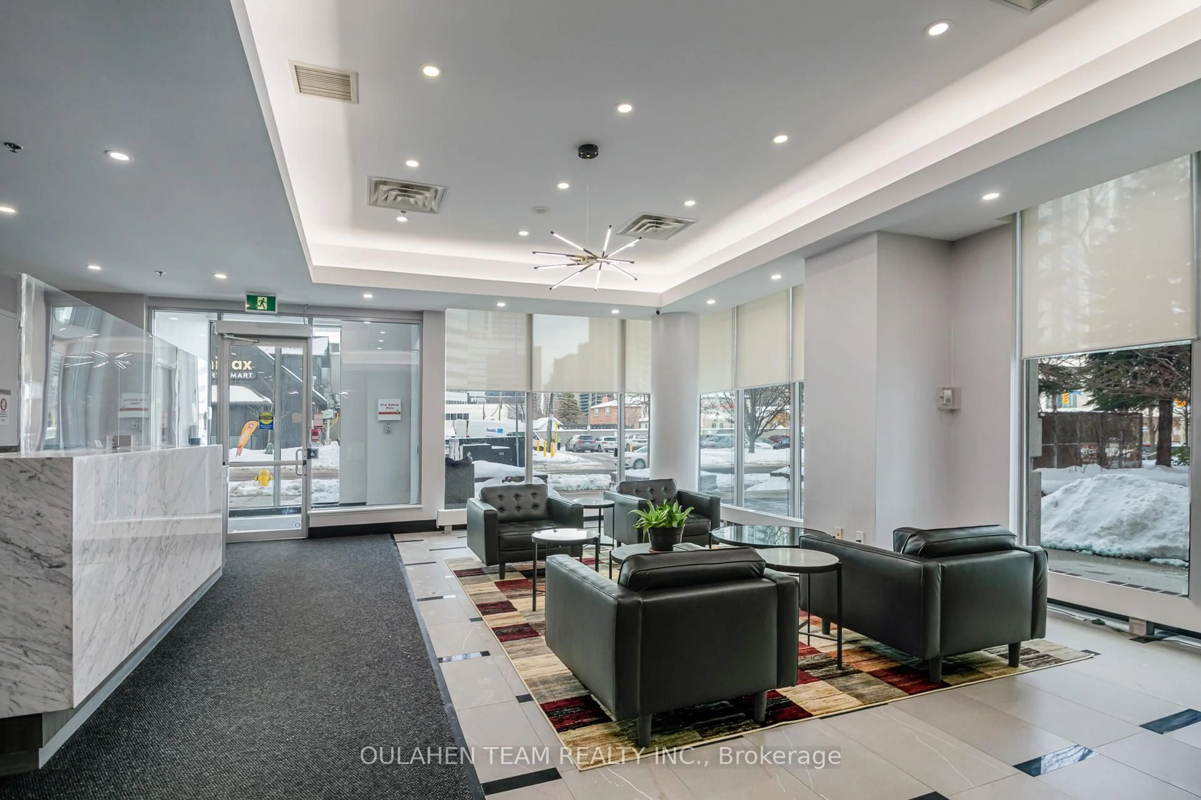 Lobby for 1 Avondale Ave #909, Toronto Ontario M2N 7J1