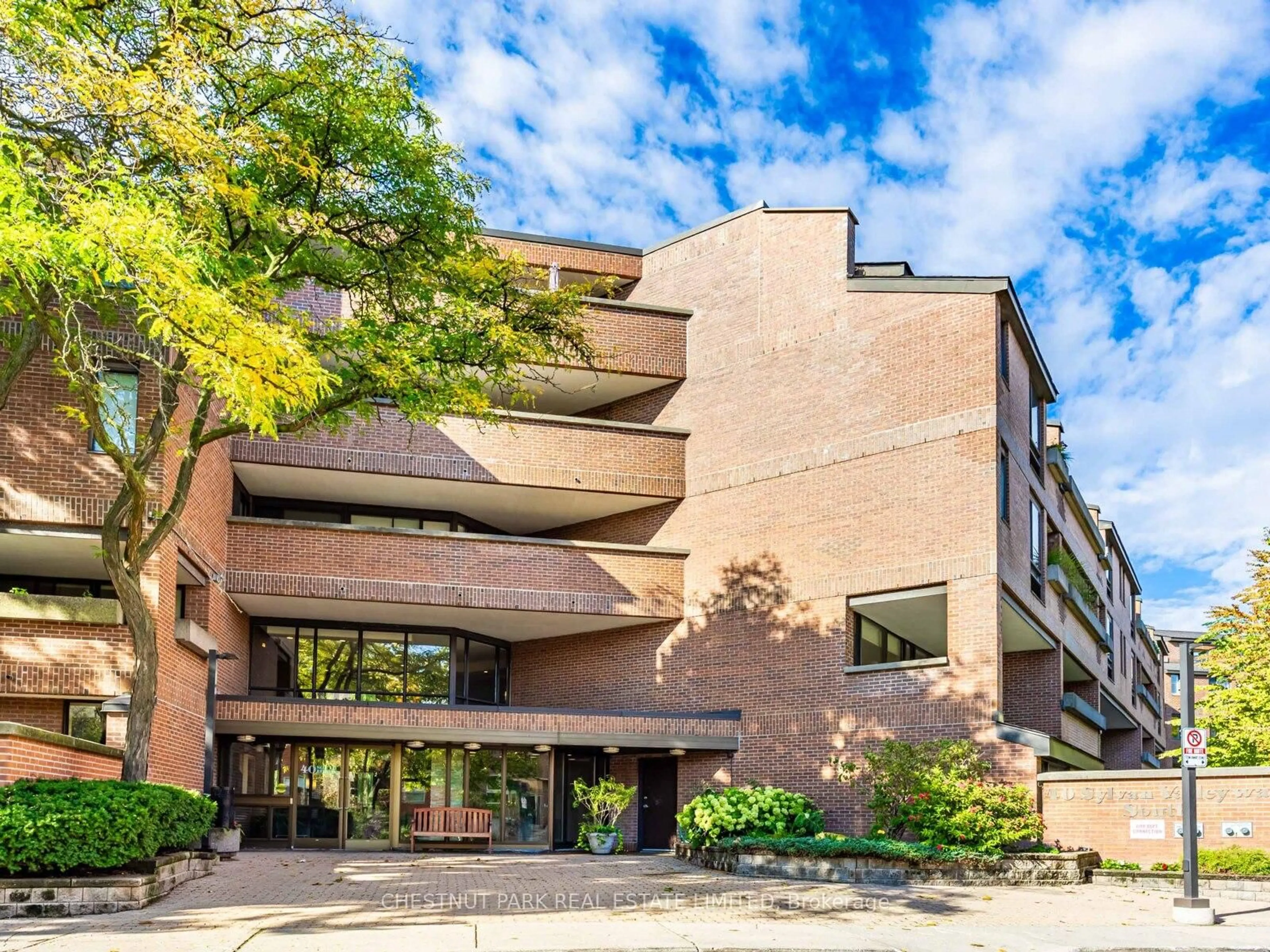 Unknown for 40 Sylvan Valleyway #507, Toronto Ontario M5M 4M3