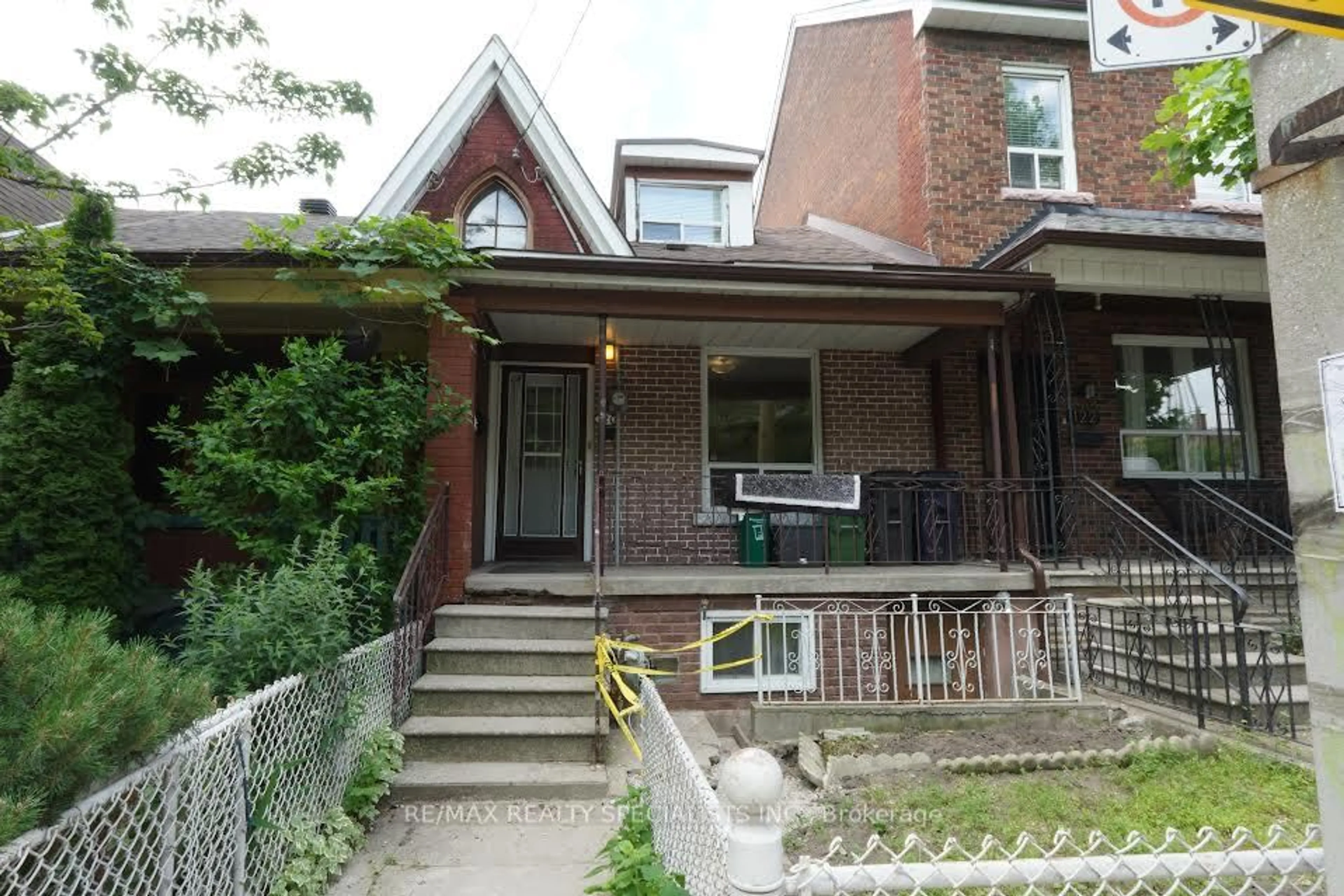 Home with brick exterior material, street for 120 Euclid Ave, Toronto Ontario M6J 2J9