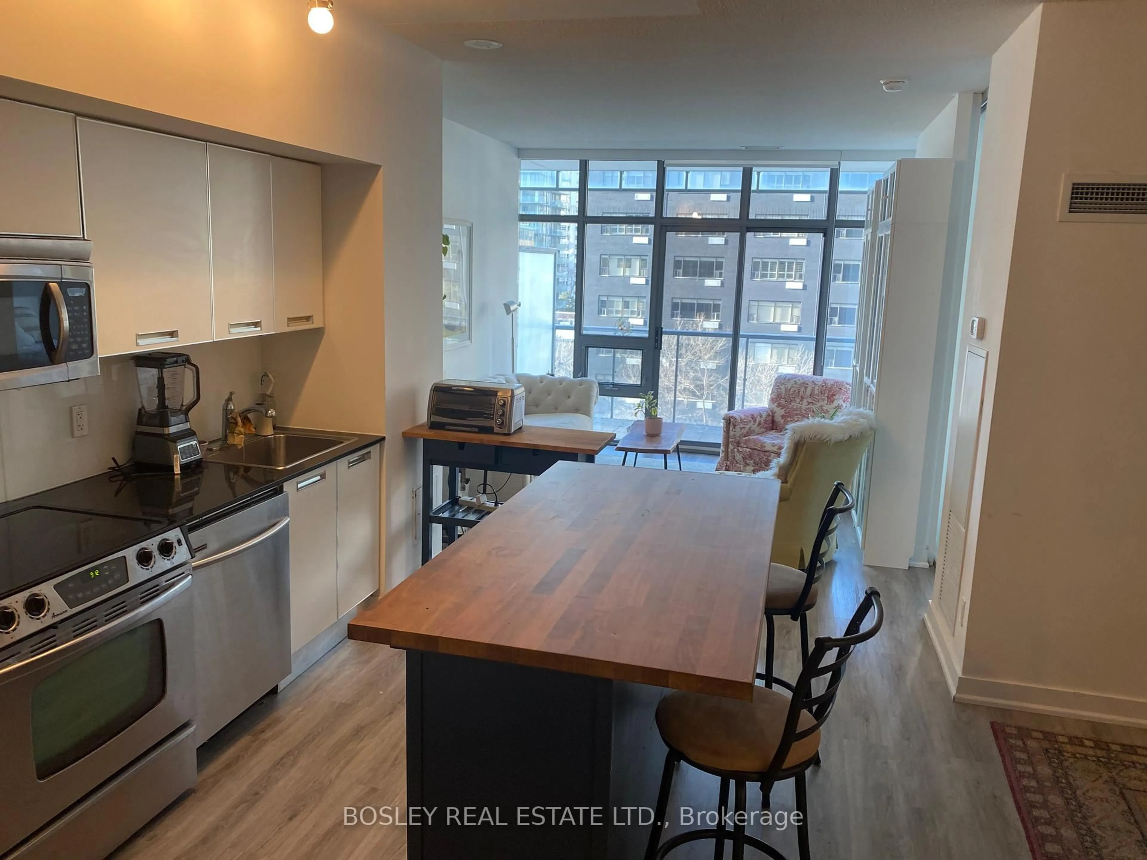 Open concept kitchen, unknown for 33 Charles St #608, Toronto Ontario M4Y 0A2