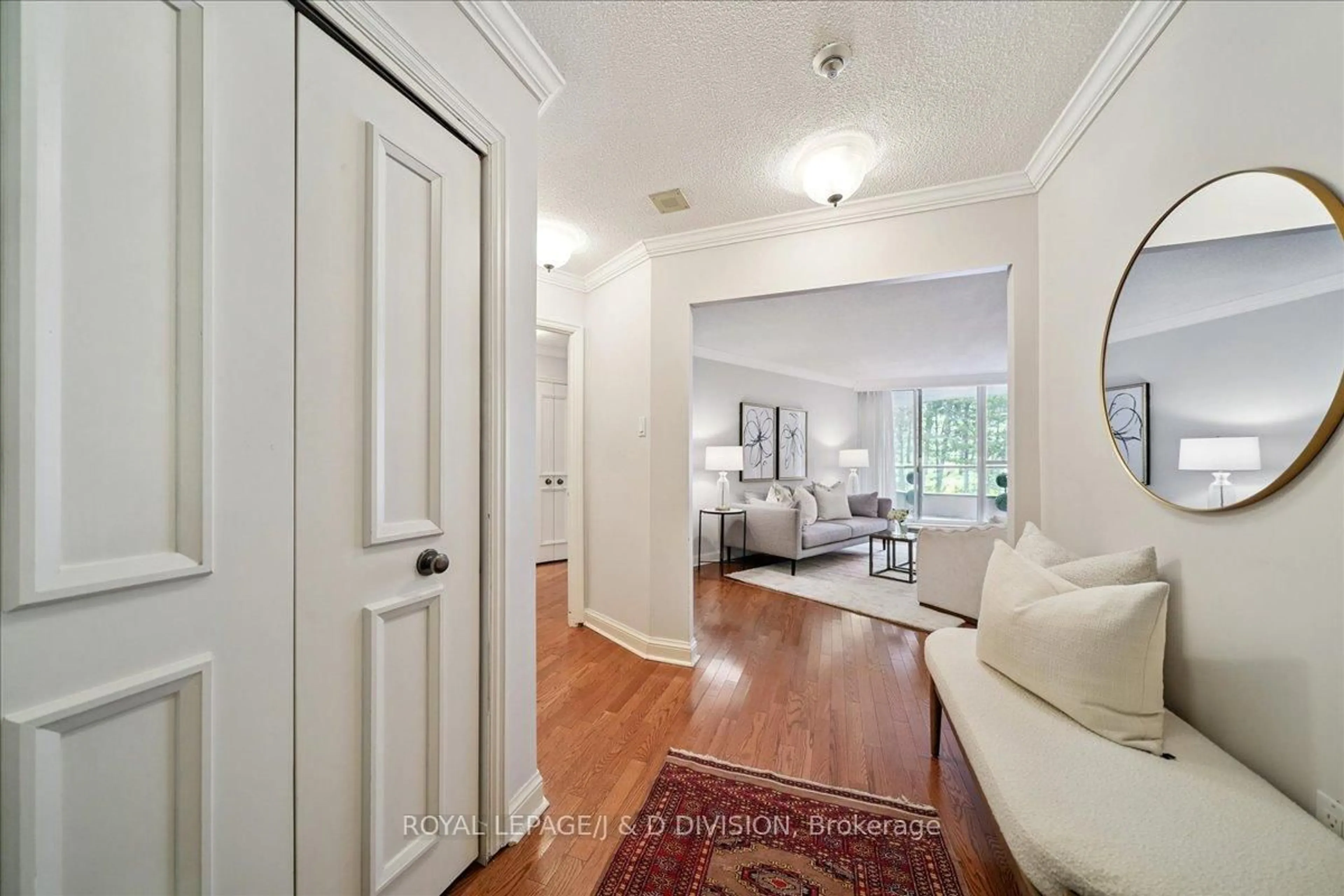 Indoor entryway for 3800 Yonge St #501, Toronto Ontario M4N 3P7