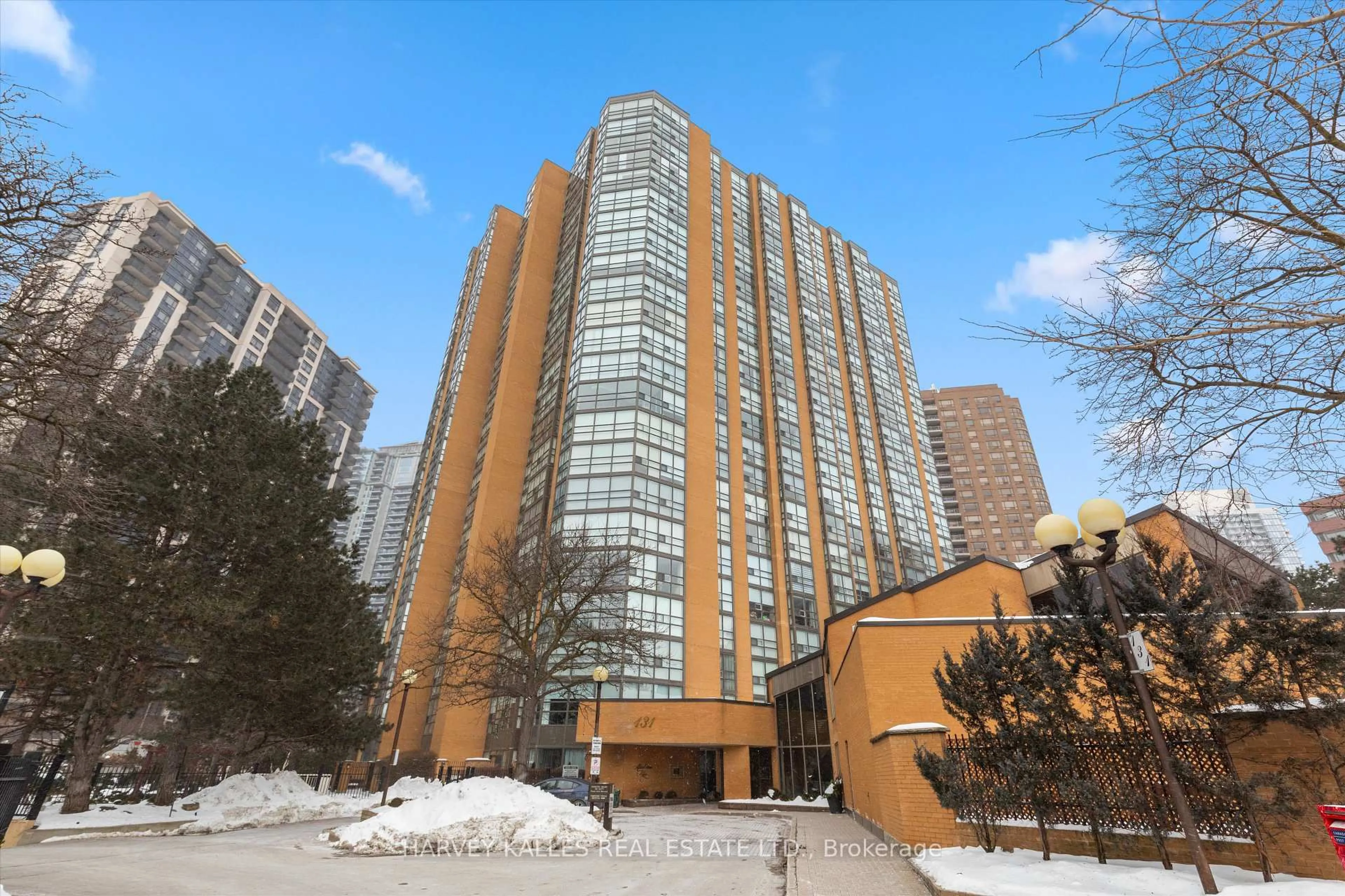 Indoor foyer for 131 Beecroft Rd #1205, Toronto Ontario M2N 6G9