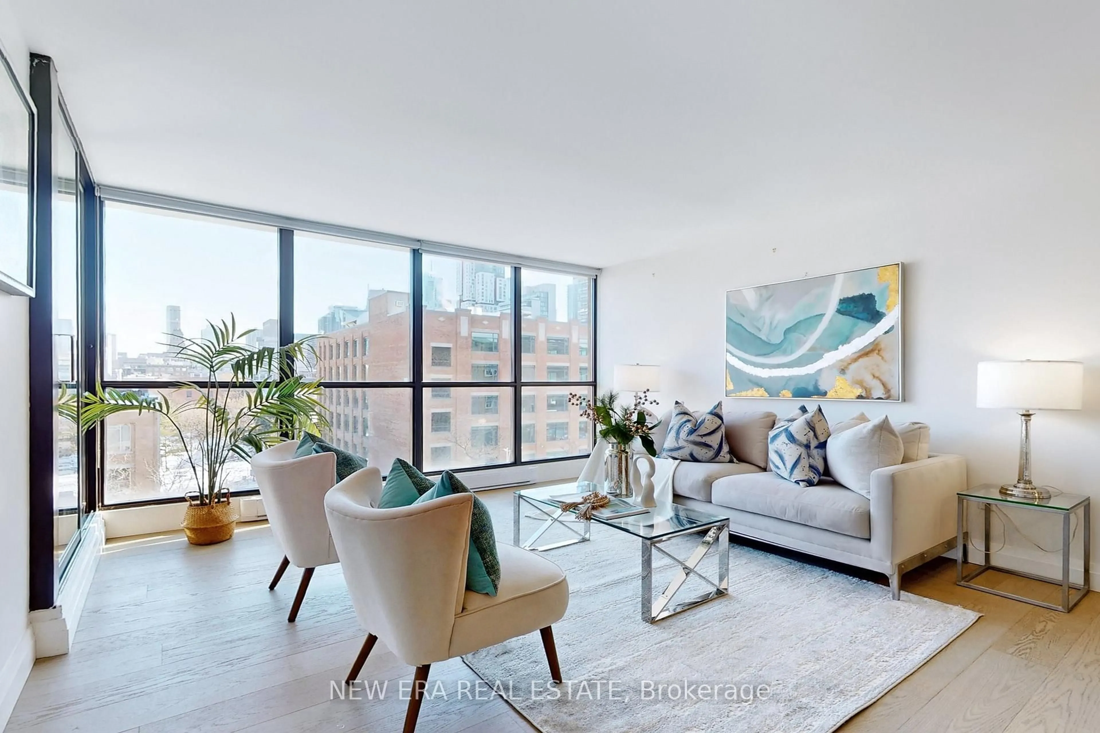 Living room with furniture, unknown for 188 Spadina Ave #502, Toronto Ontario M5T 3A4