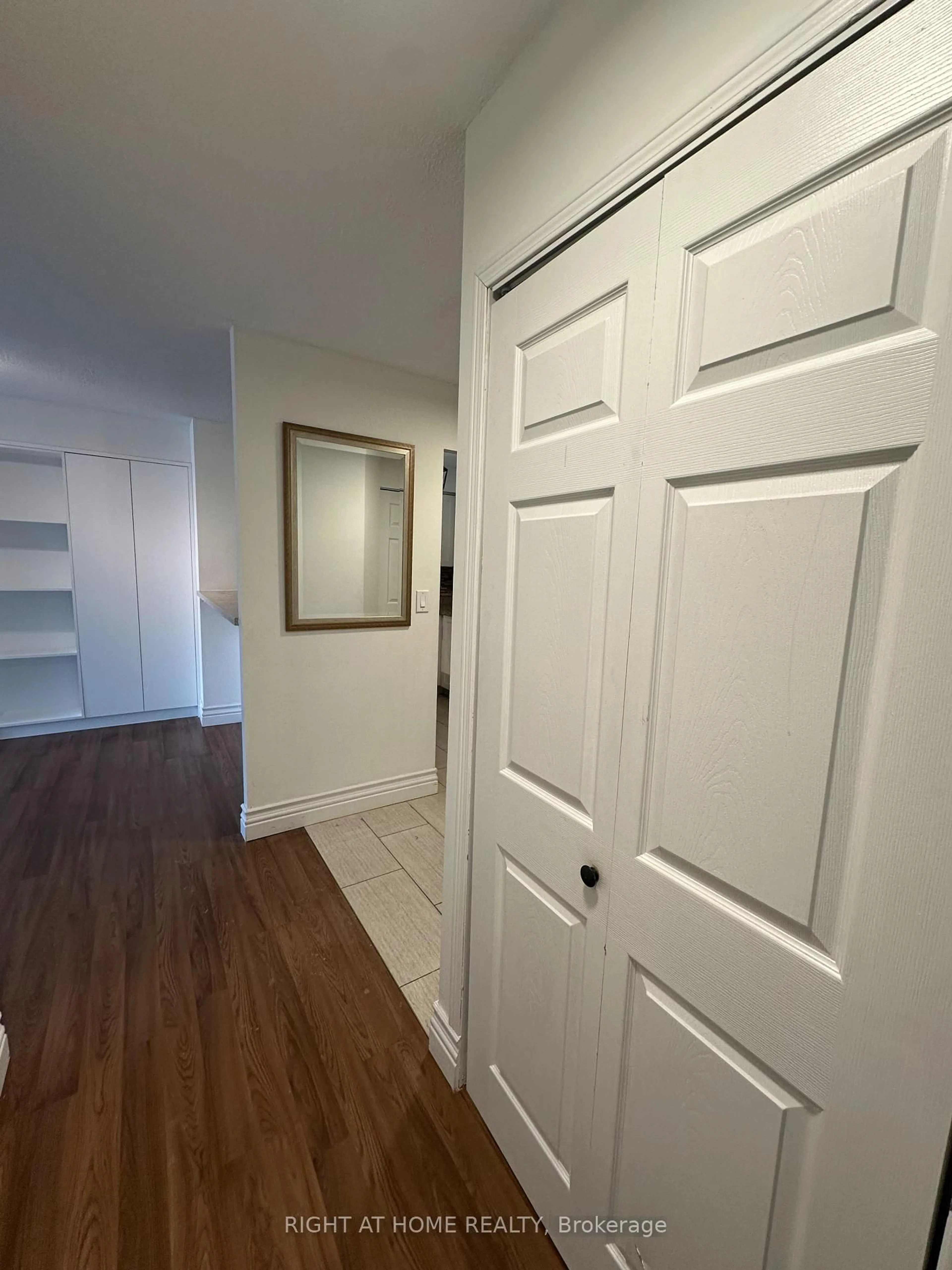 A pic of a room for 28 PEMBERTON Ave #306, Toronto Ontario M2M 4L1