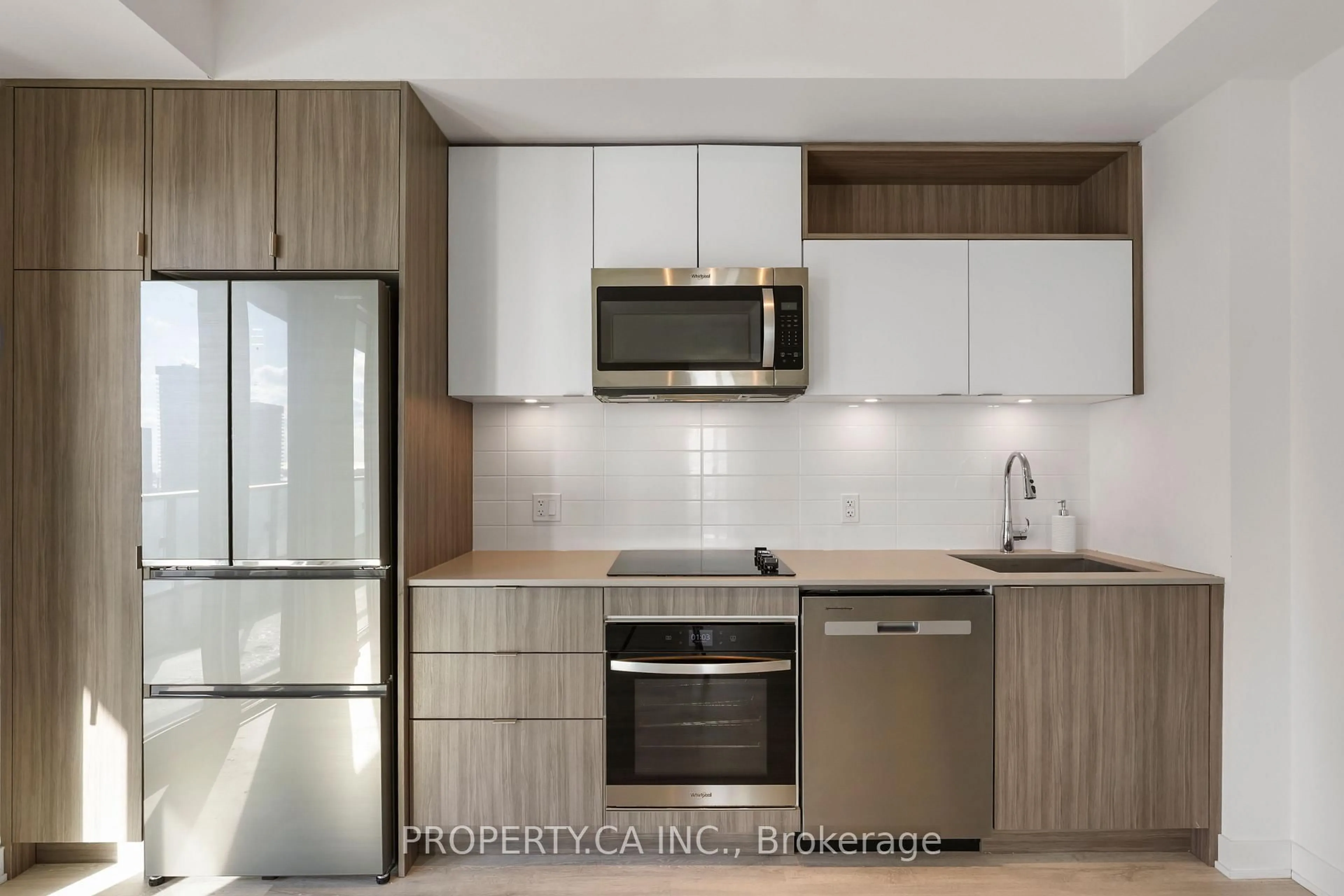 Standard kitchen, unknown for 70 Princess St, Toronto Ontario M5A 0X6