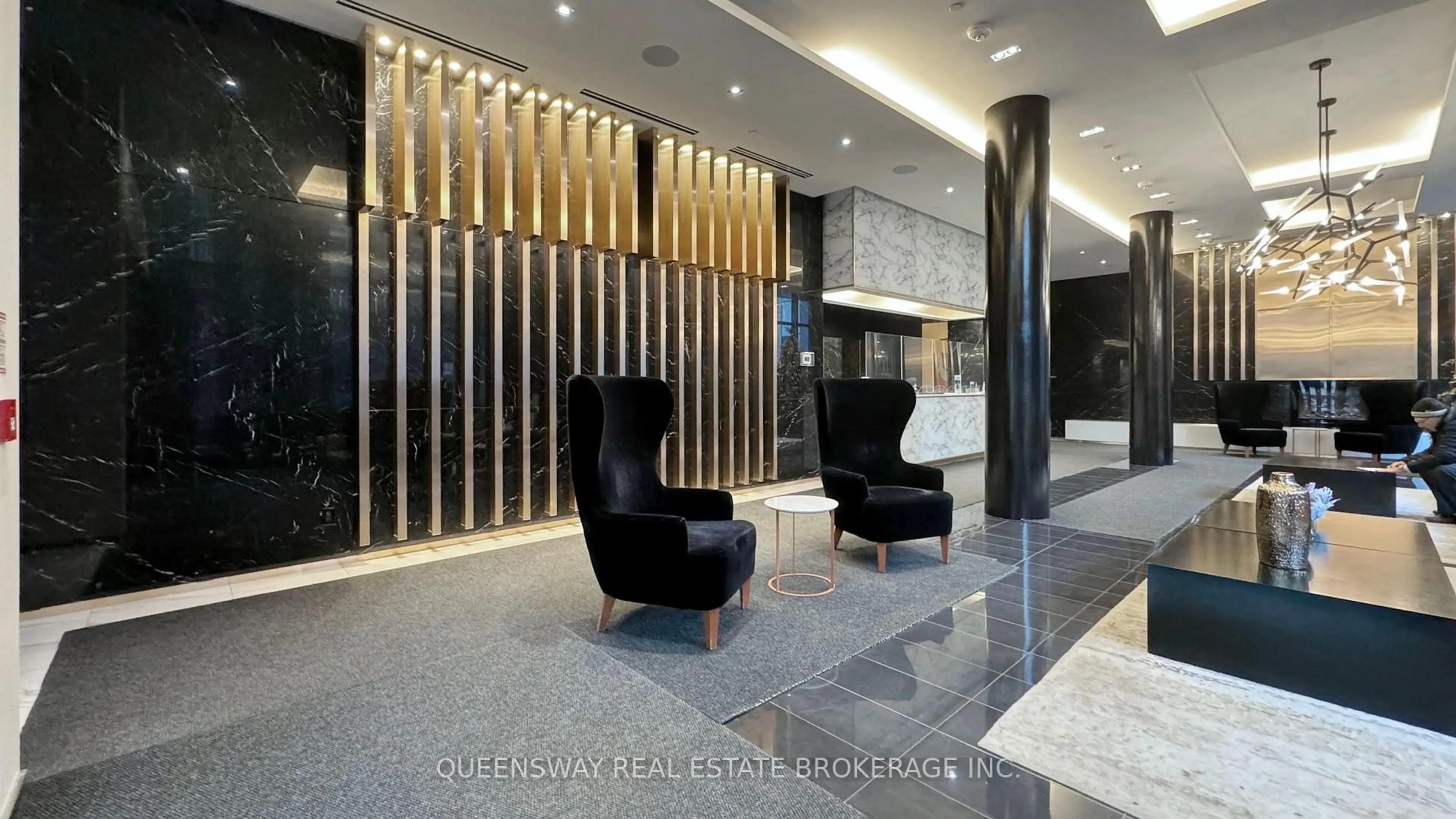 Lobby for 101 Erskine Ave #1605, Toronto Ontario M4P 0C5