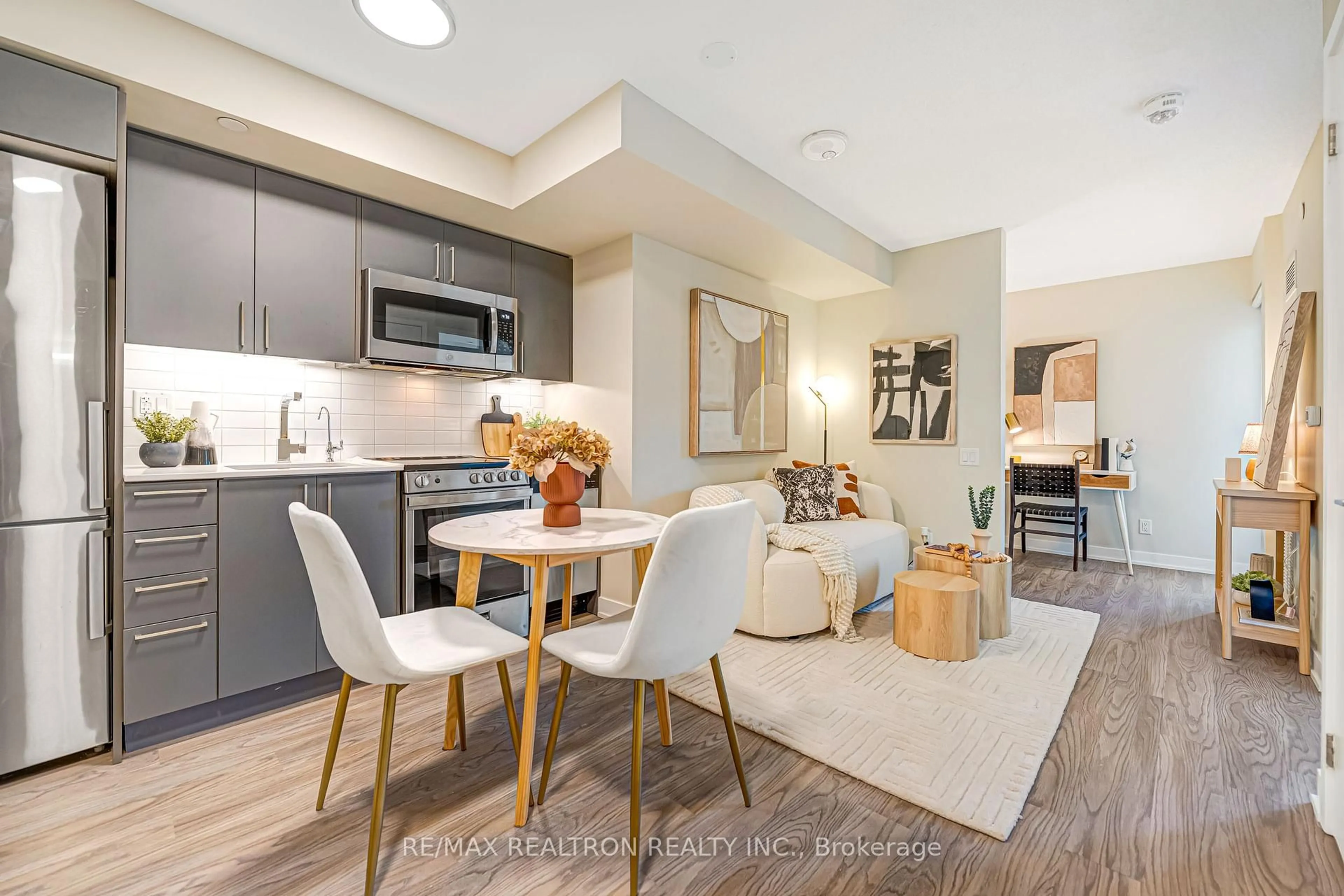 Open concept kitchen, unknown for 38 Monte Kwinter Crt #501, Toronto Ontario M3H 0E2