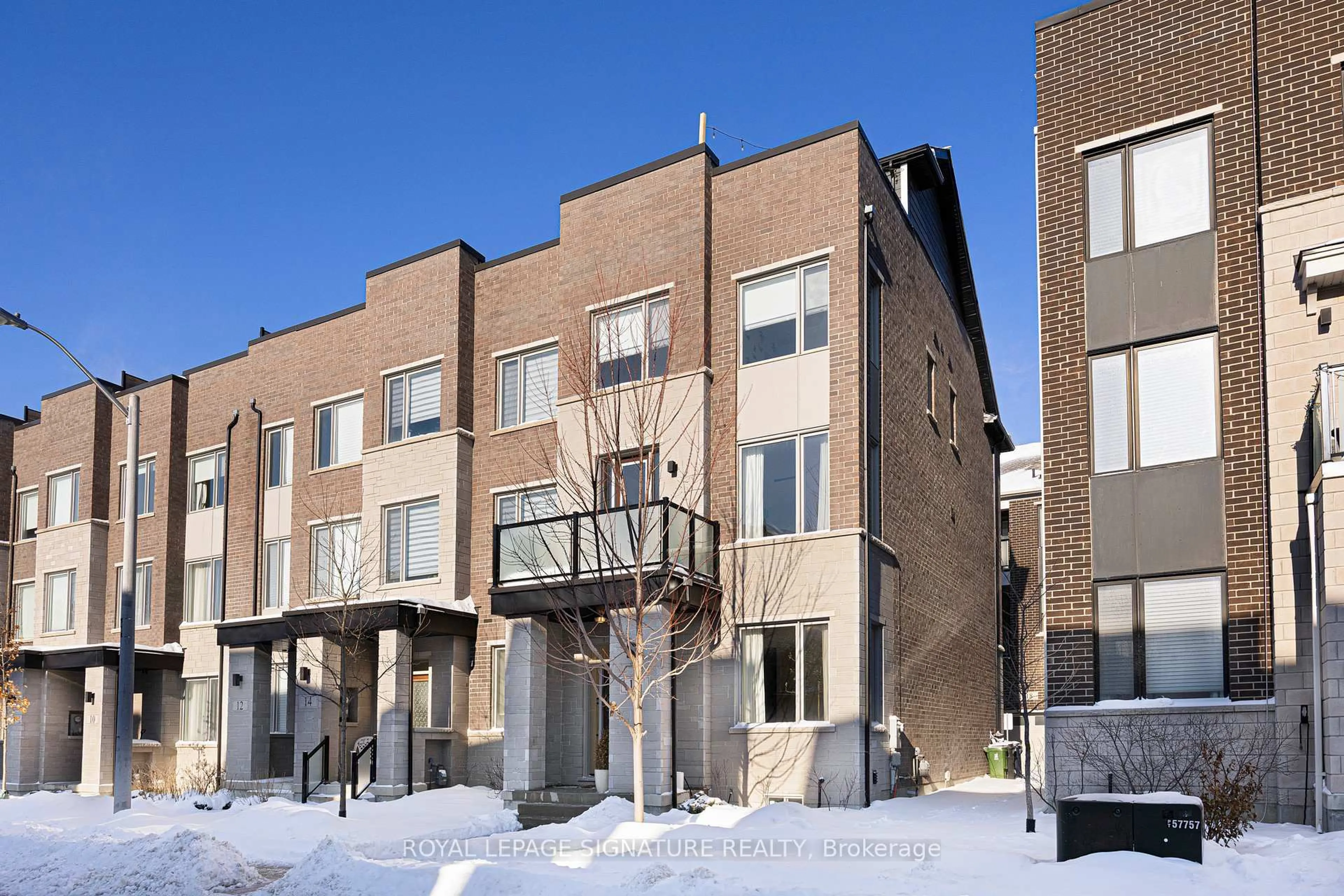 Home with brick exterior material, street for 16 Hollyhock Crt, Toronto Ontario M3B 0B4