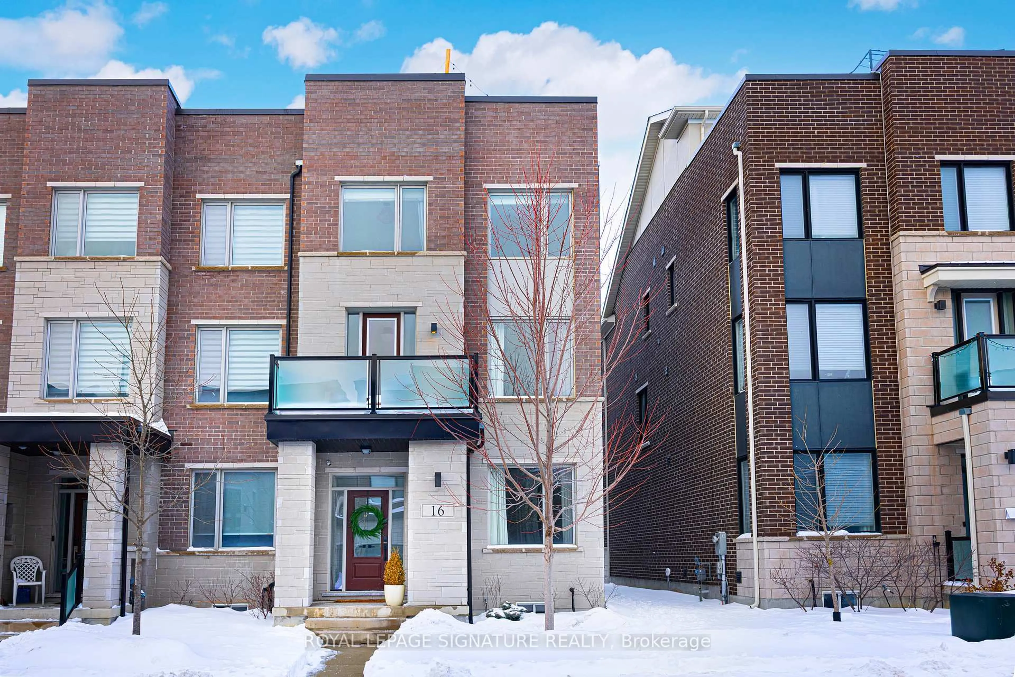 Home with brick exterior material, building for 16 Hollyhock Crt, Toronto Ontario M3B 0B4