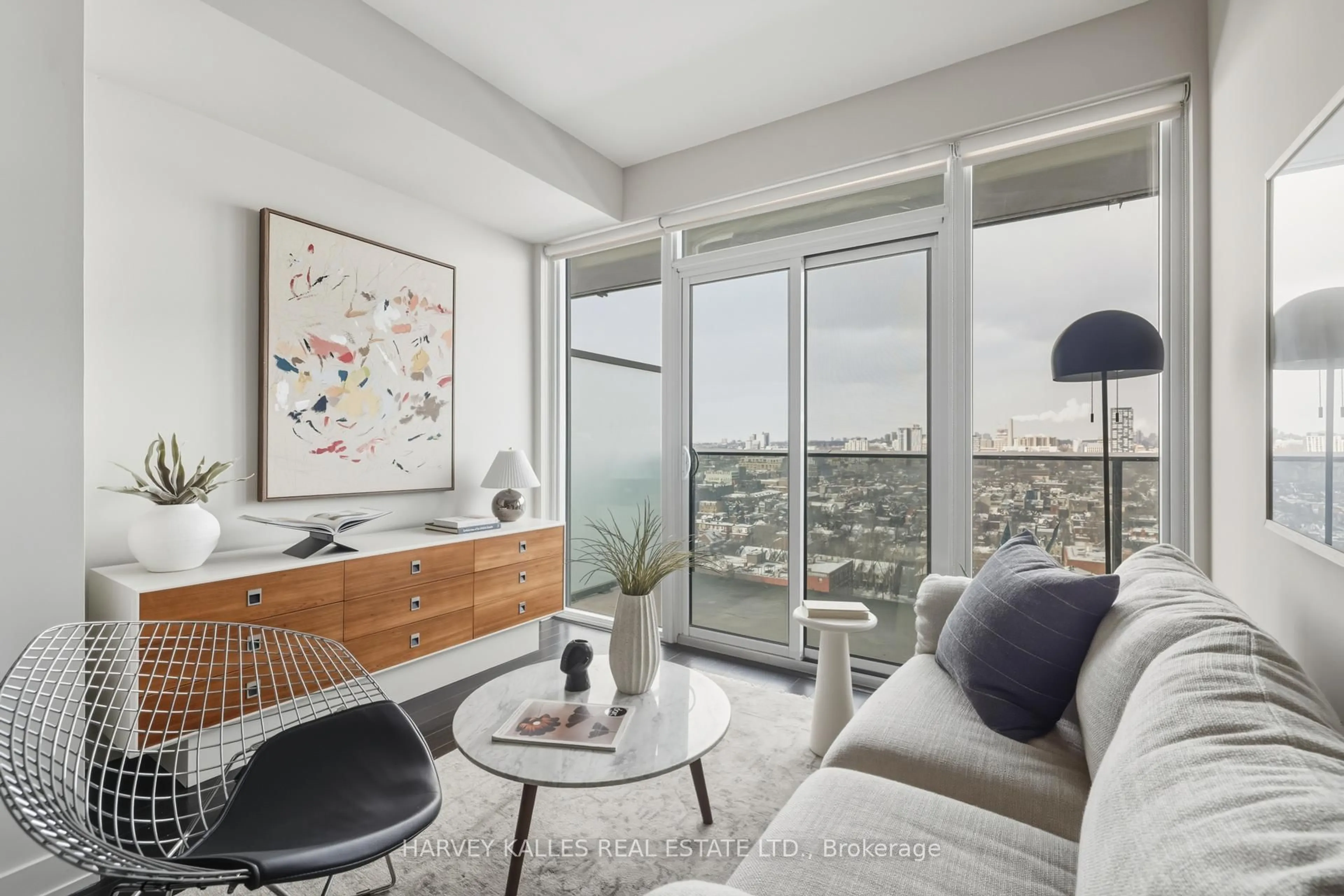 Living room with furniture, unknown for 330 Richmond St #2209, Toronto Ontario M5V 1X2