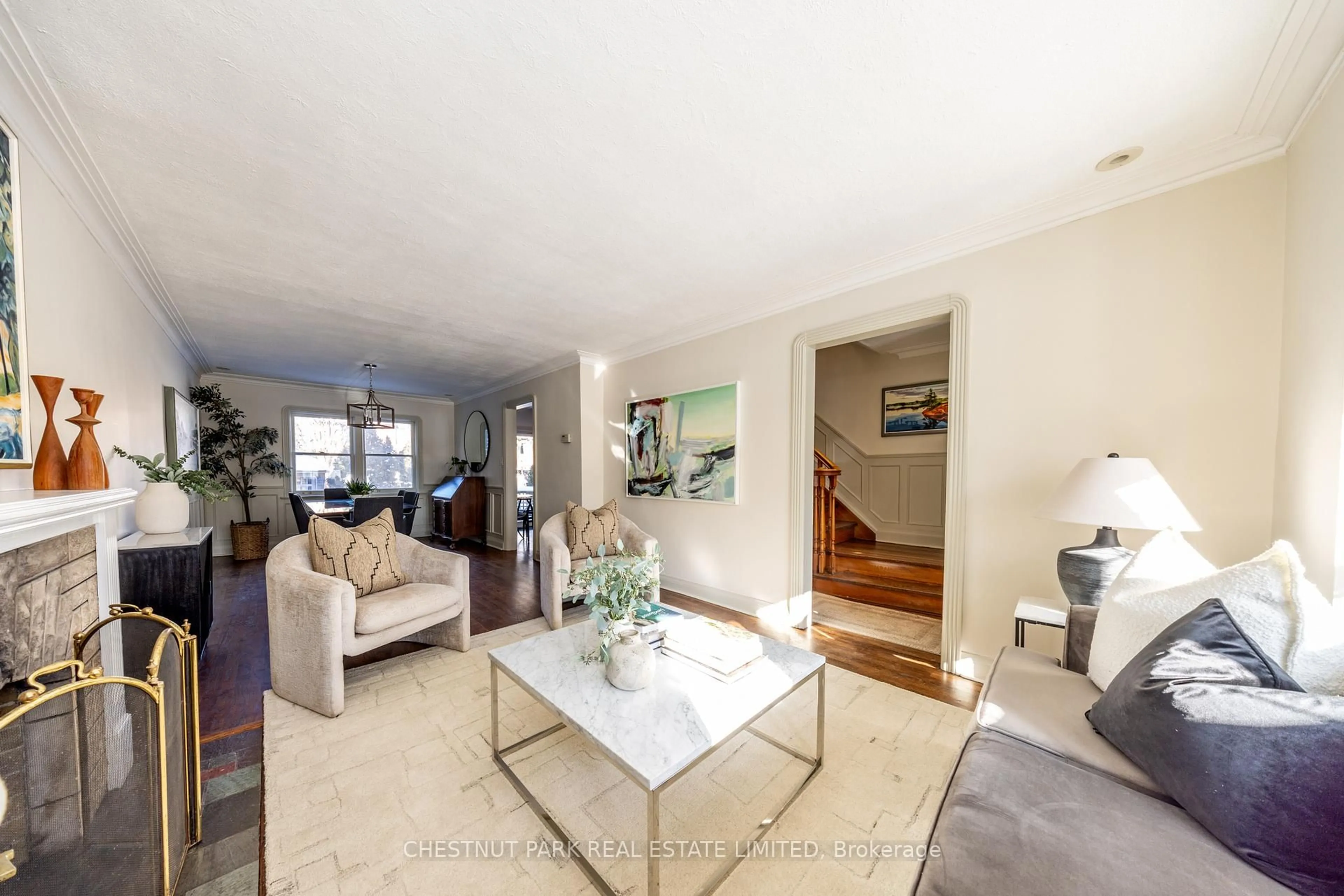 Living room with furniture, unknown for 38 McRae Dr, Toronto Ontario M4G 1R9