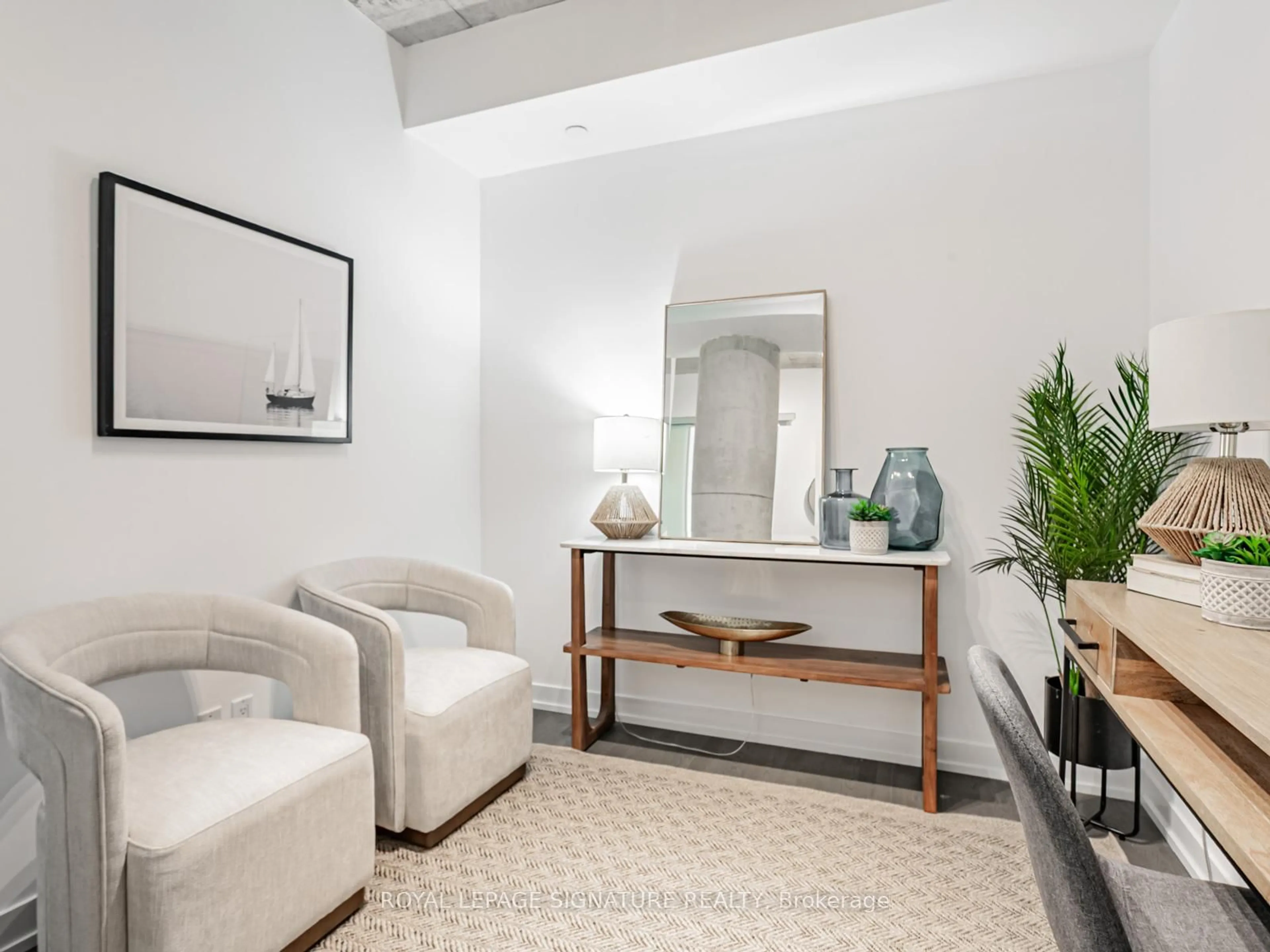 Unknown for 560 King St #418, Toronto Ontario M5V 0L5