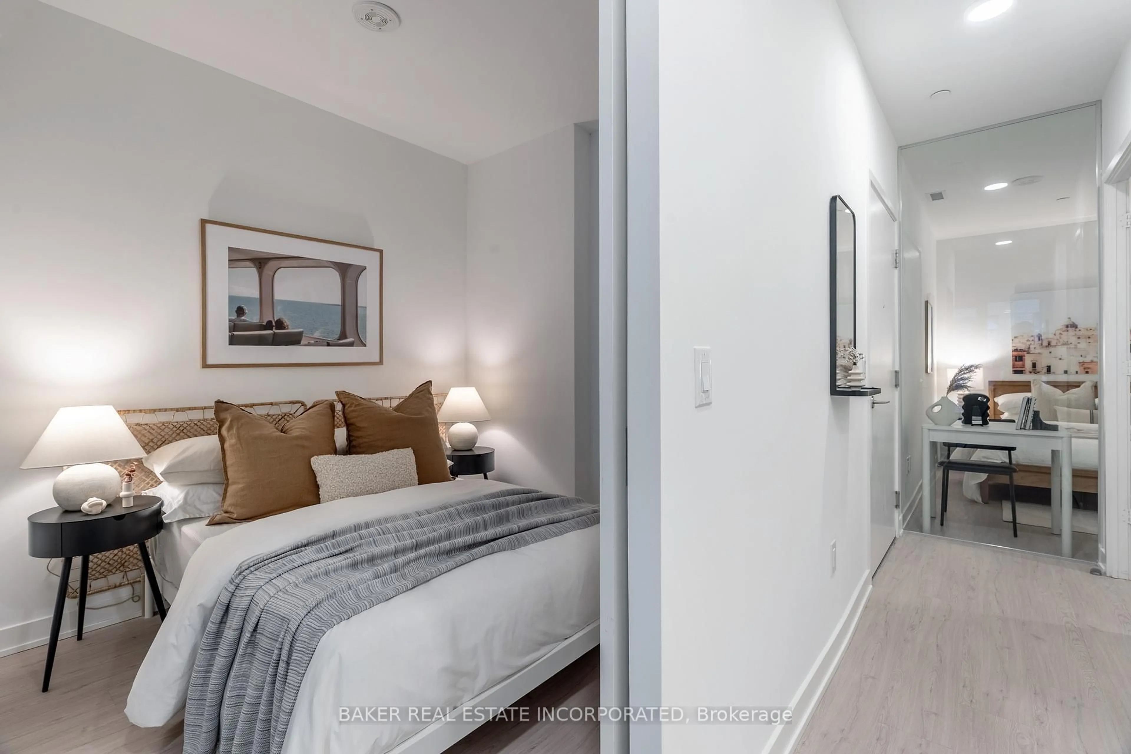 Bedroom with bed, unknown for 65 Mutual St #412, Toronto Ontario M5B 0E5